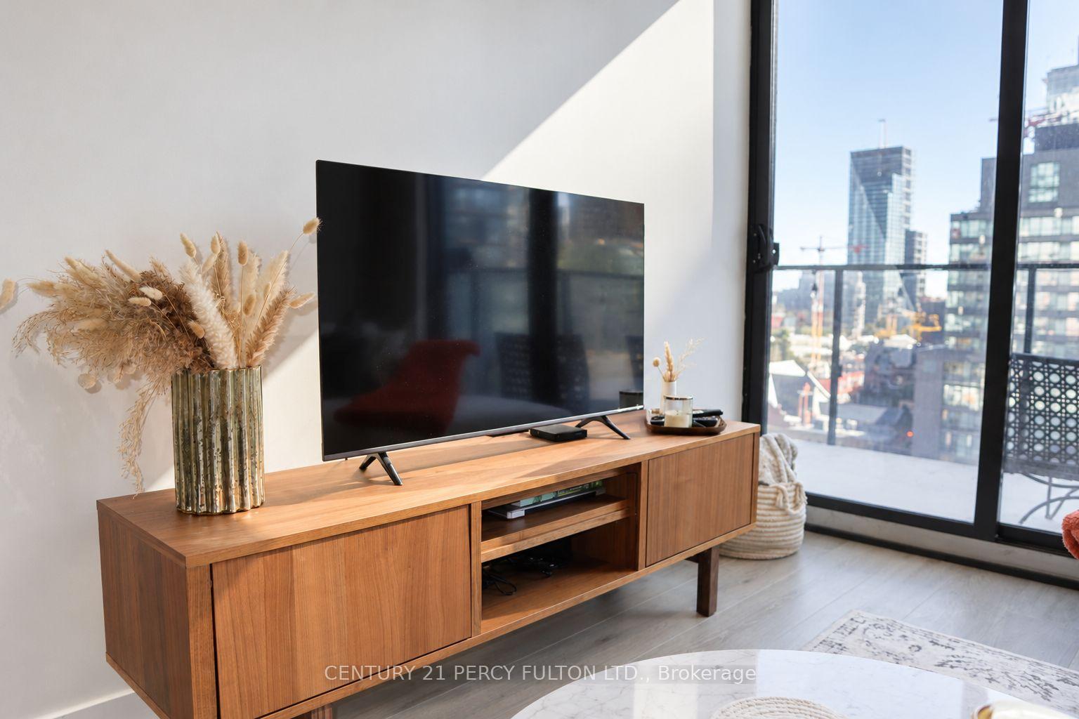 Photo 6 of Unit 6, 55 Ontario Street, Toronto, Moss Park — HOMEH
