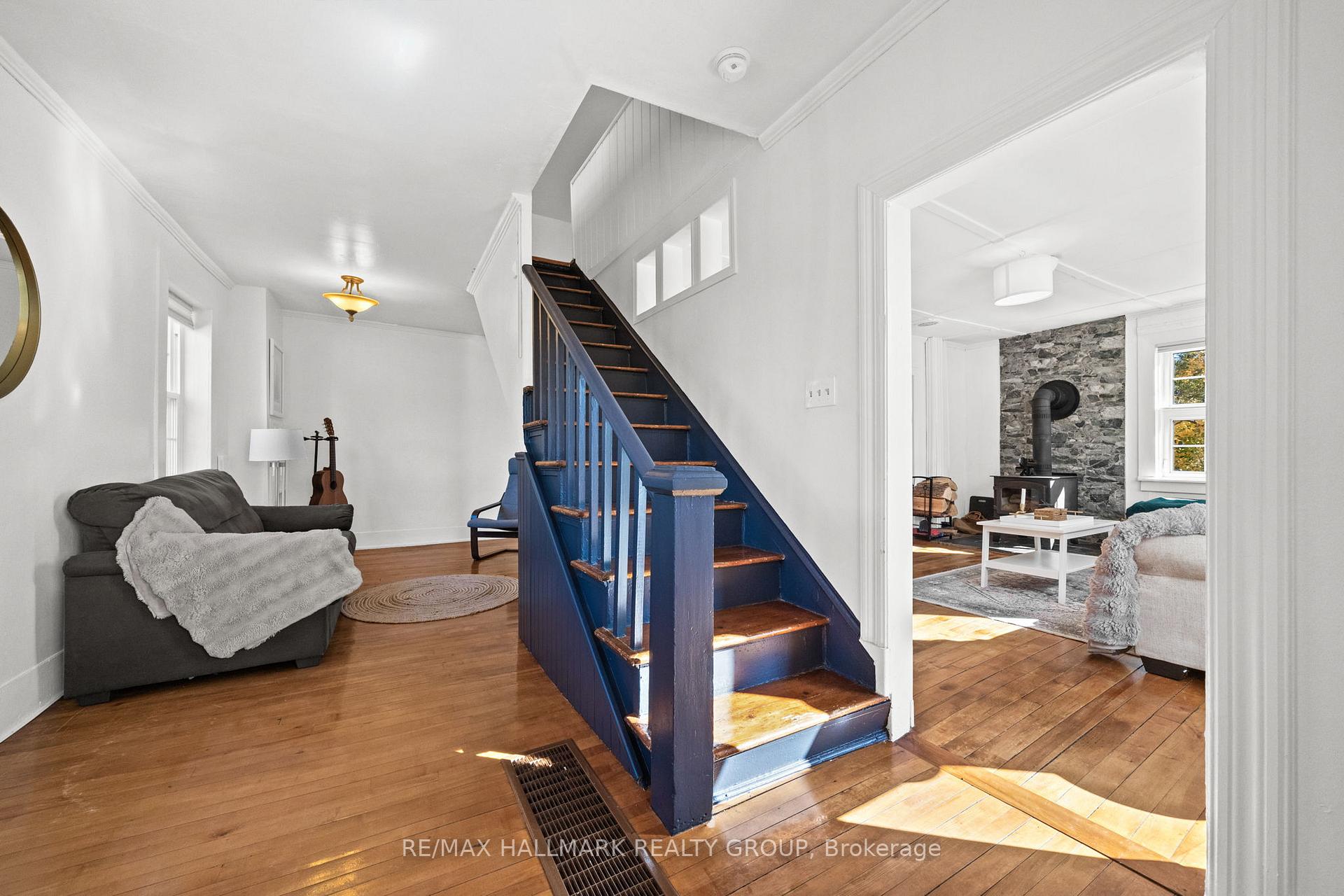 Photo 4 of 5001 Dunning Road, Ottawa, Sarsfield/Bearbrook — HOMEH