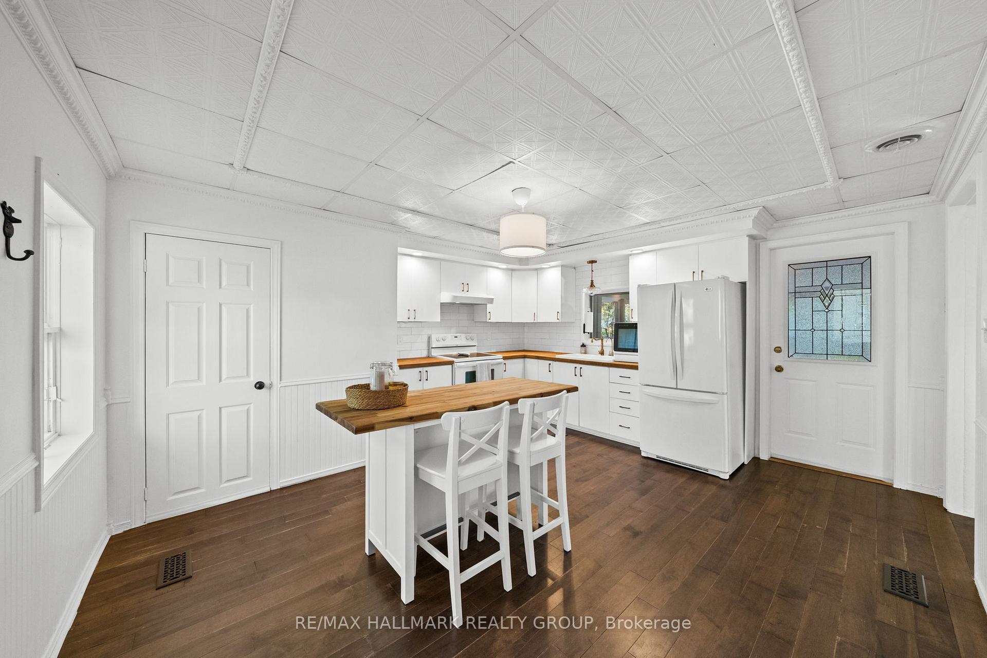 Photo 12 of 5001 Dunning Road, Ottawa, Sarsfield/Bearbrook — HOMEH