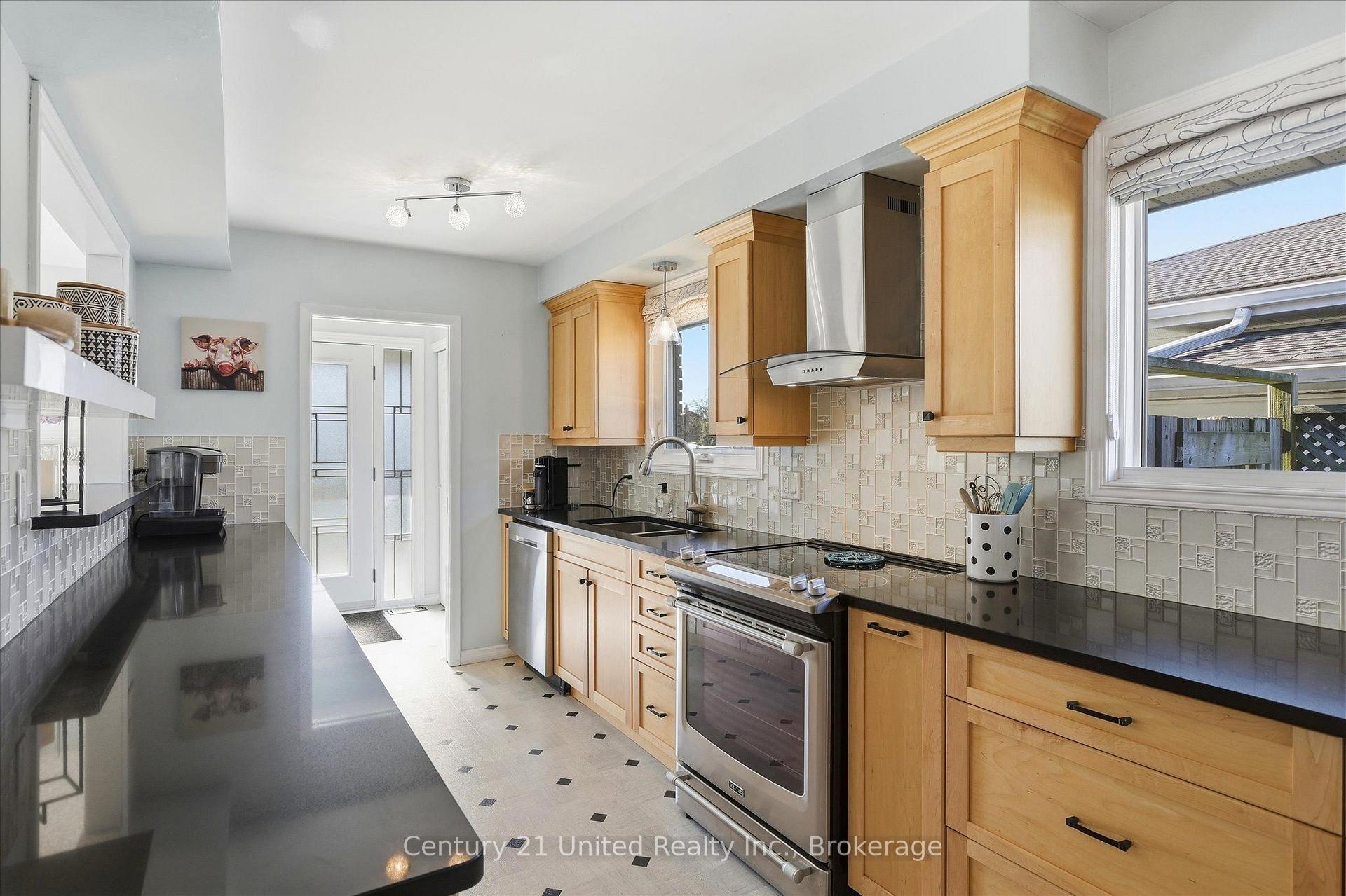 Photo 29 of 898 Sydenham Road, Peterborough, Ashburnham Ward 4 — HOMEH
