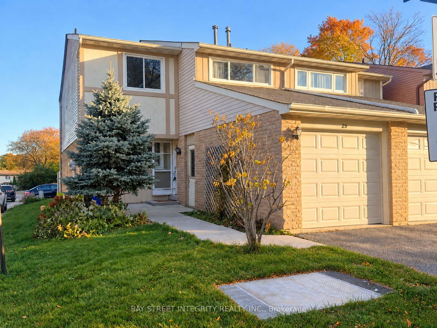 Photo of Unit 29, 1580 Lancaster Drive