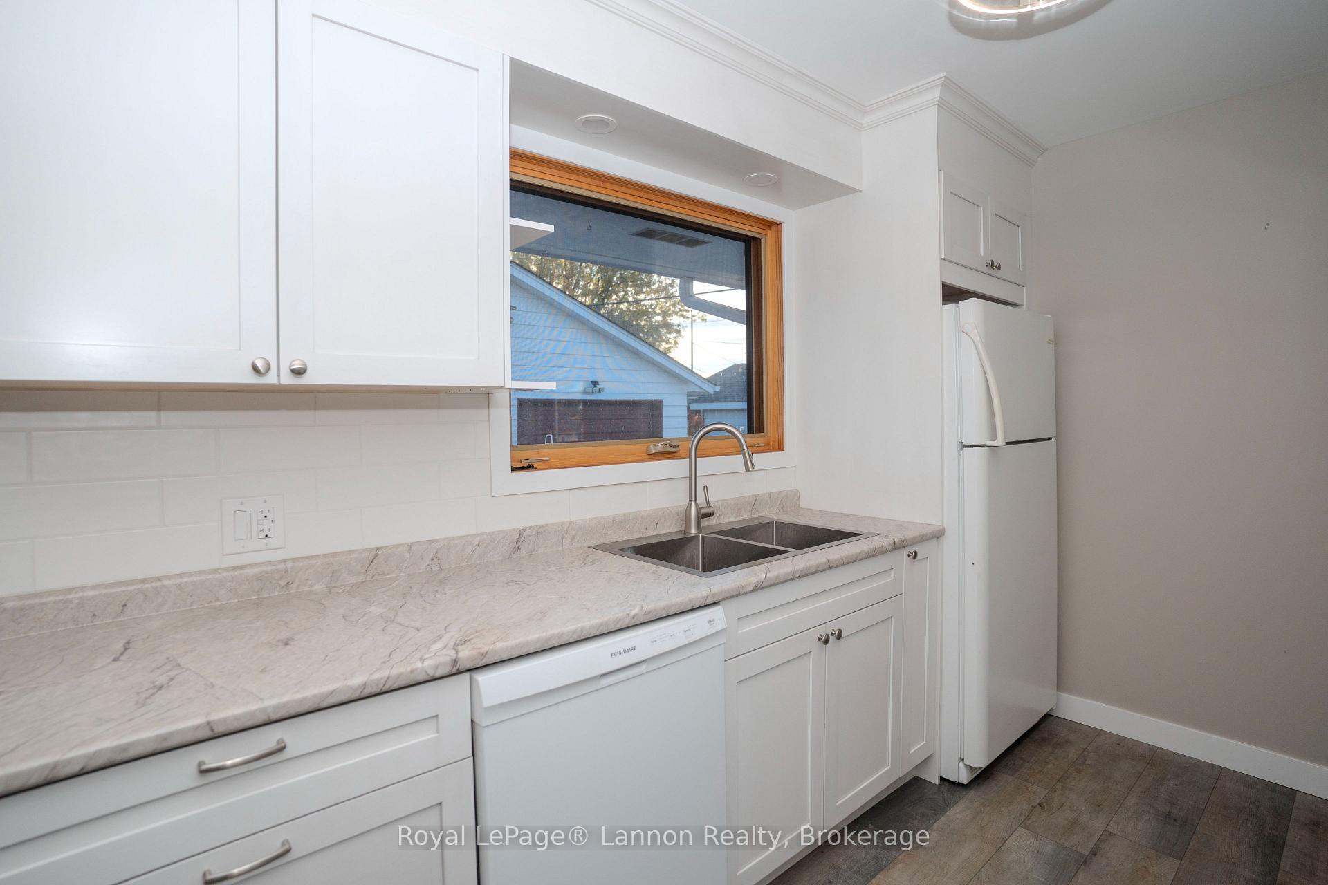 Photo 6 of 221 Balsam Street, Thunder Bay, Shuniah — HOMEH