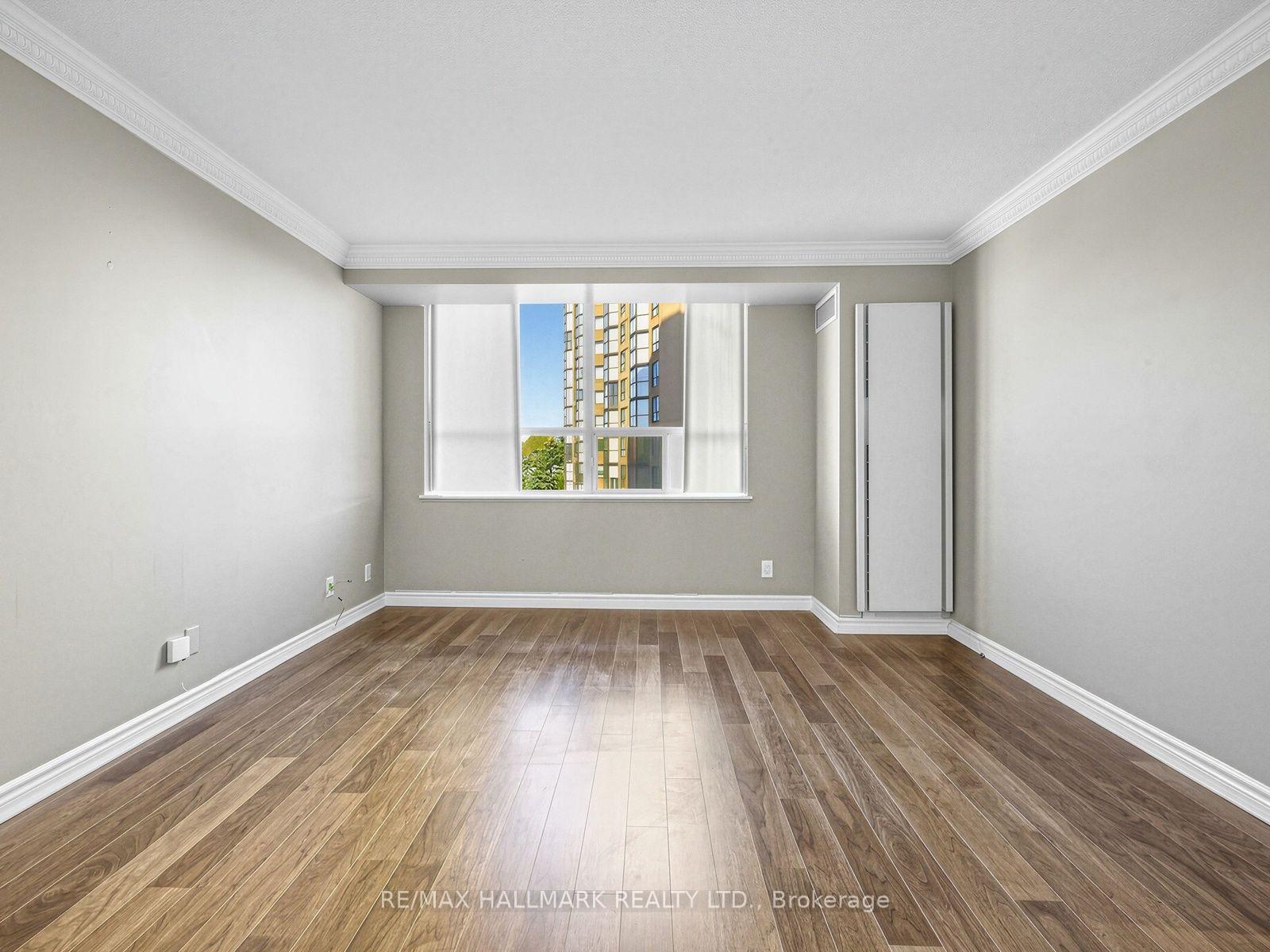 Photo 7 of Unit 401, 265 Ridley Boulevard, Toronto, Bedford Park-Nortown — HOMEH