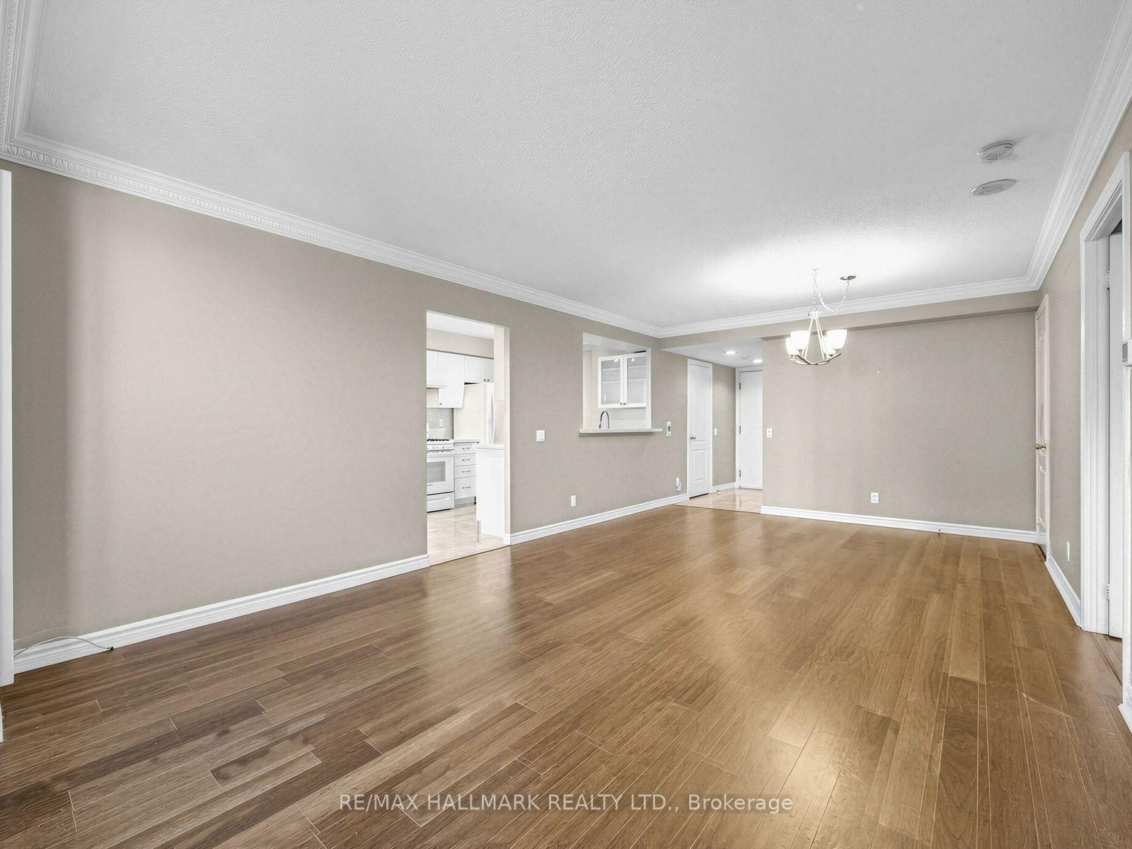 Photo 9 of Unit 401, 265 Ridley Boulevard, Toronto, Bedford Park-Nortown — HOMEH