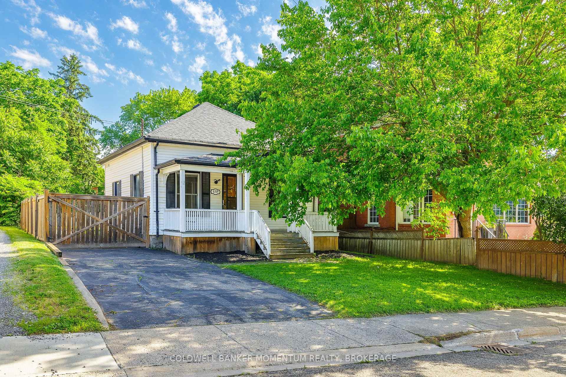 Photo 1 of 4319 Seneca Street, Niagara Falls, Downtown — HOMEH
