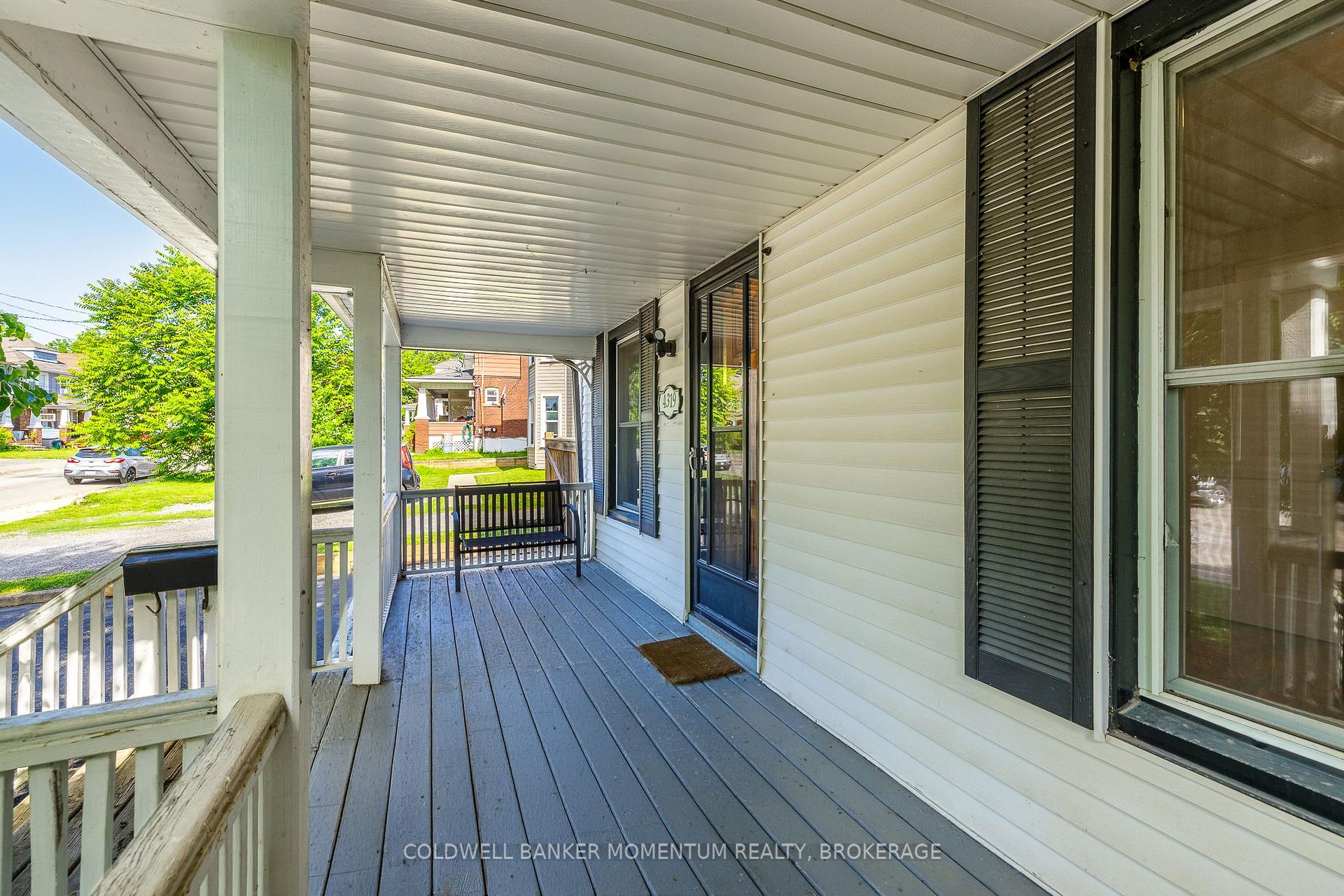Photo 5 of 4319 Seneca Street, Niagara Falls, Downtown — HOMEH