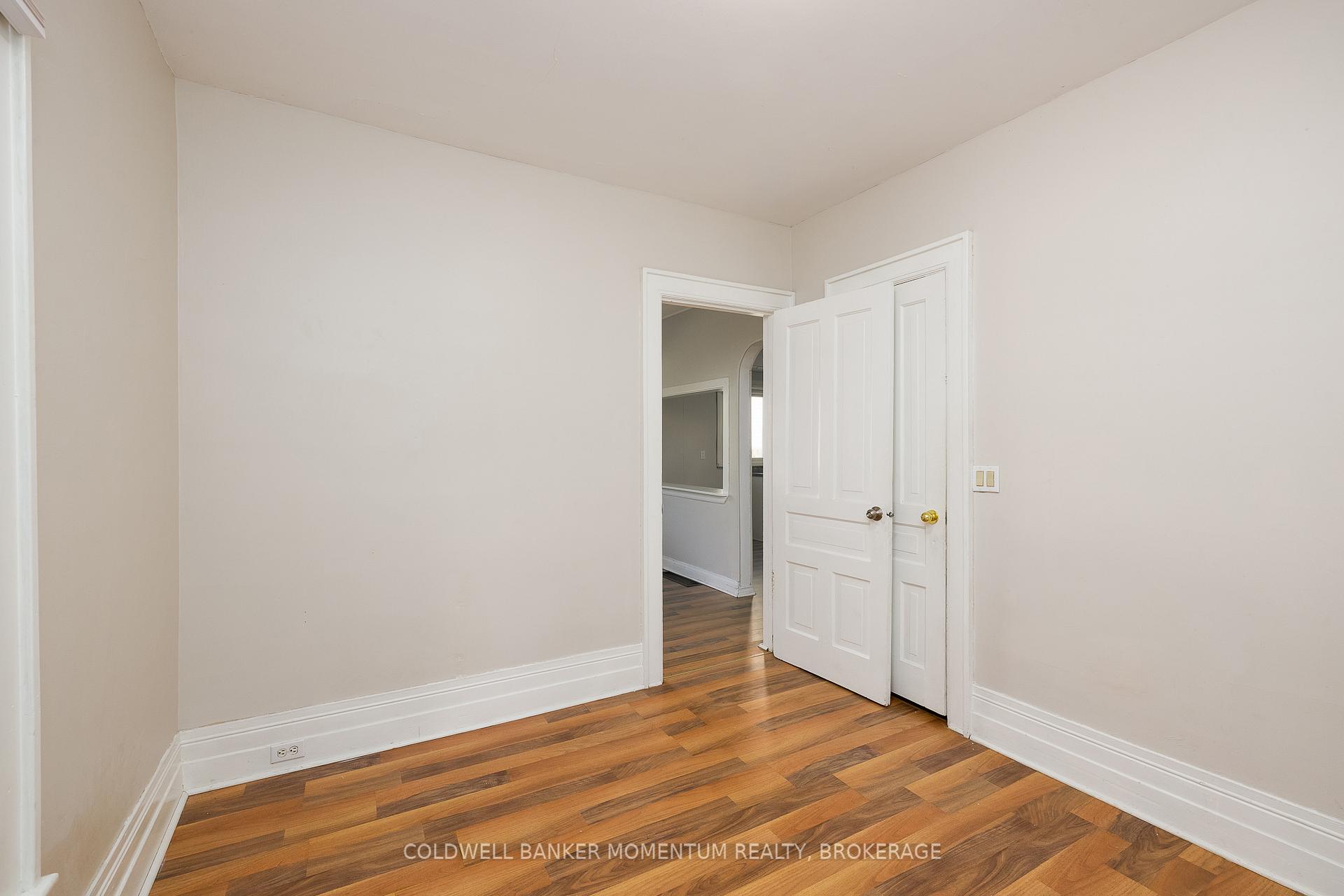 Photo 13 of 4319 Seneca Street, Niagara Falls, Downtown — HOMEH