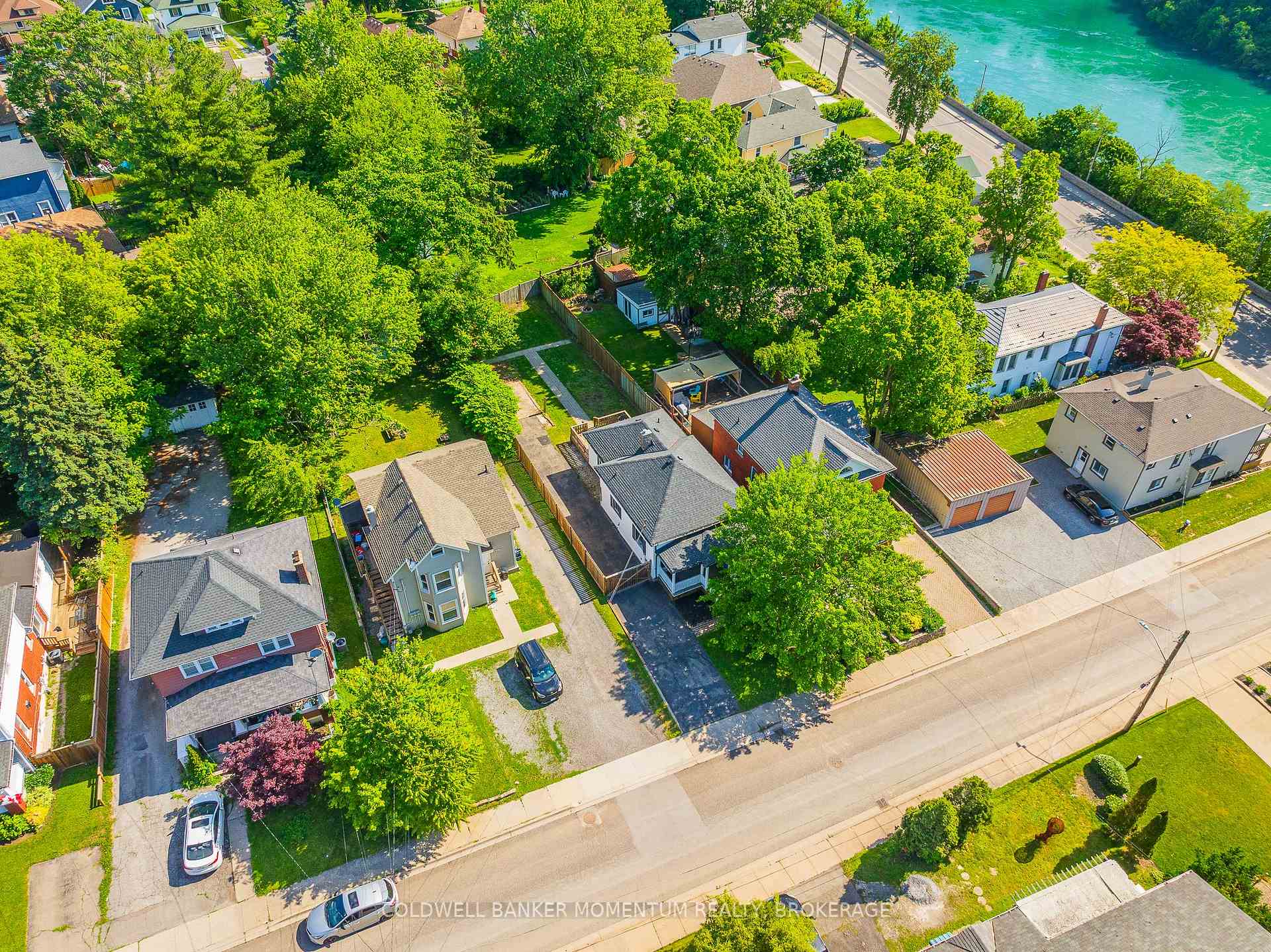 Photo 27 of 4319 Seneca Street, Niagara Falls, Downtown — HOMEH