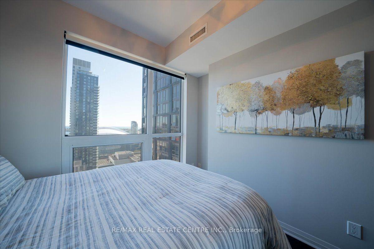 Photo 13 of Unit 2808, 8 Mercer Street, Toronto, Waterfront Communities — HOMEH