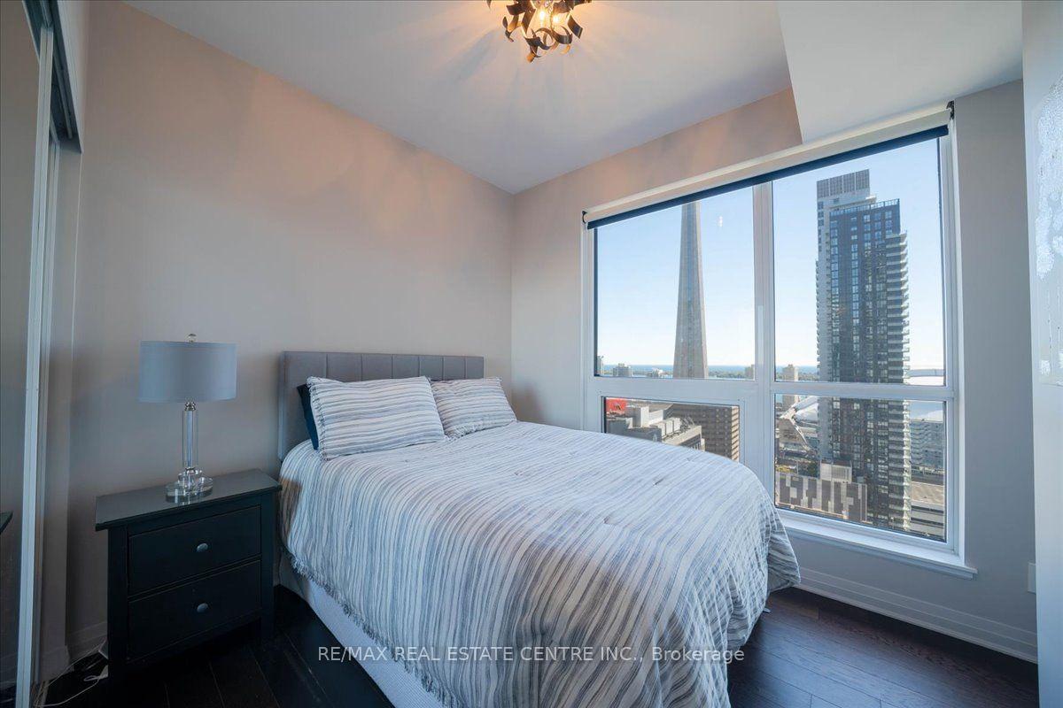 Photo 12 of Unit 2808, 8 Mercer Street, Toronto, Waterfront Communities — HOMEH