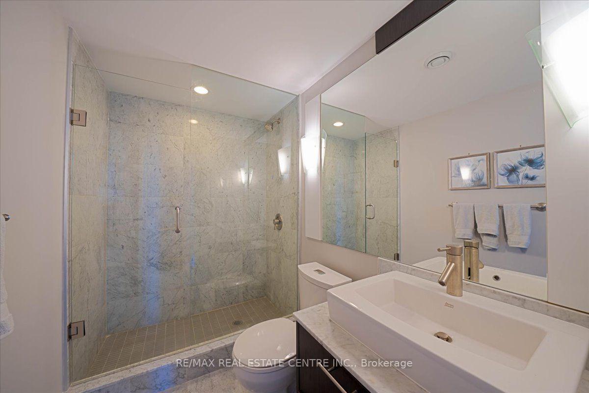 Photo 11 of Unit 2808, 8 Mercer Street, Toronto, Waterfront Communities — HOMEH