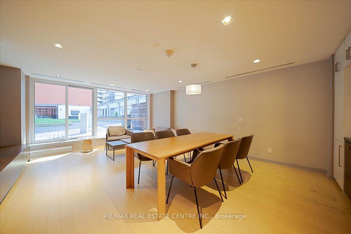 Photo 21 of Unit 2808, 8 Mercer Street, Toronto, Waterfront Communities — HOMEH