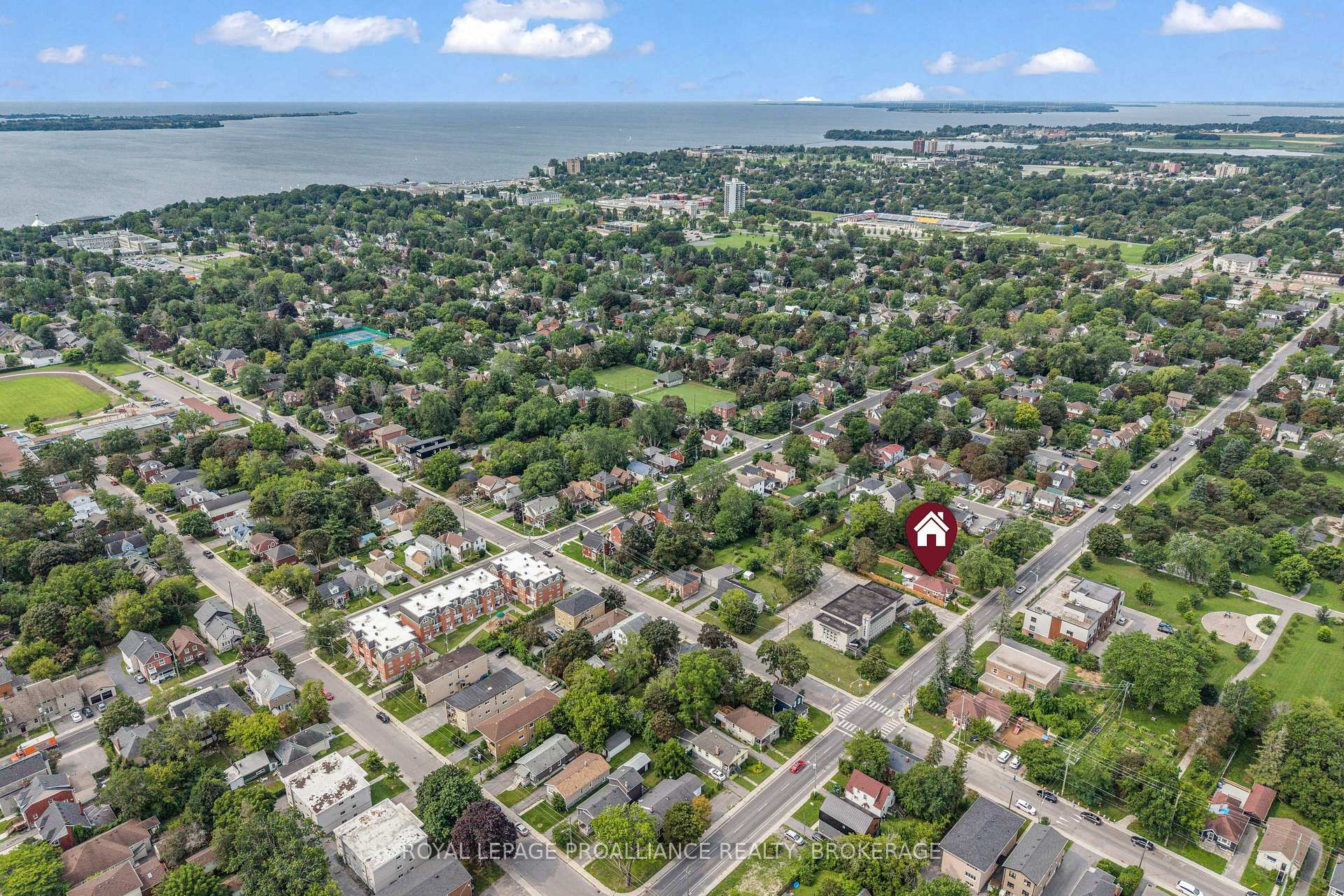Photo 4 of 640 Brock Street, Kingston, Central City East — HOMEH
