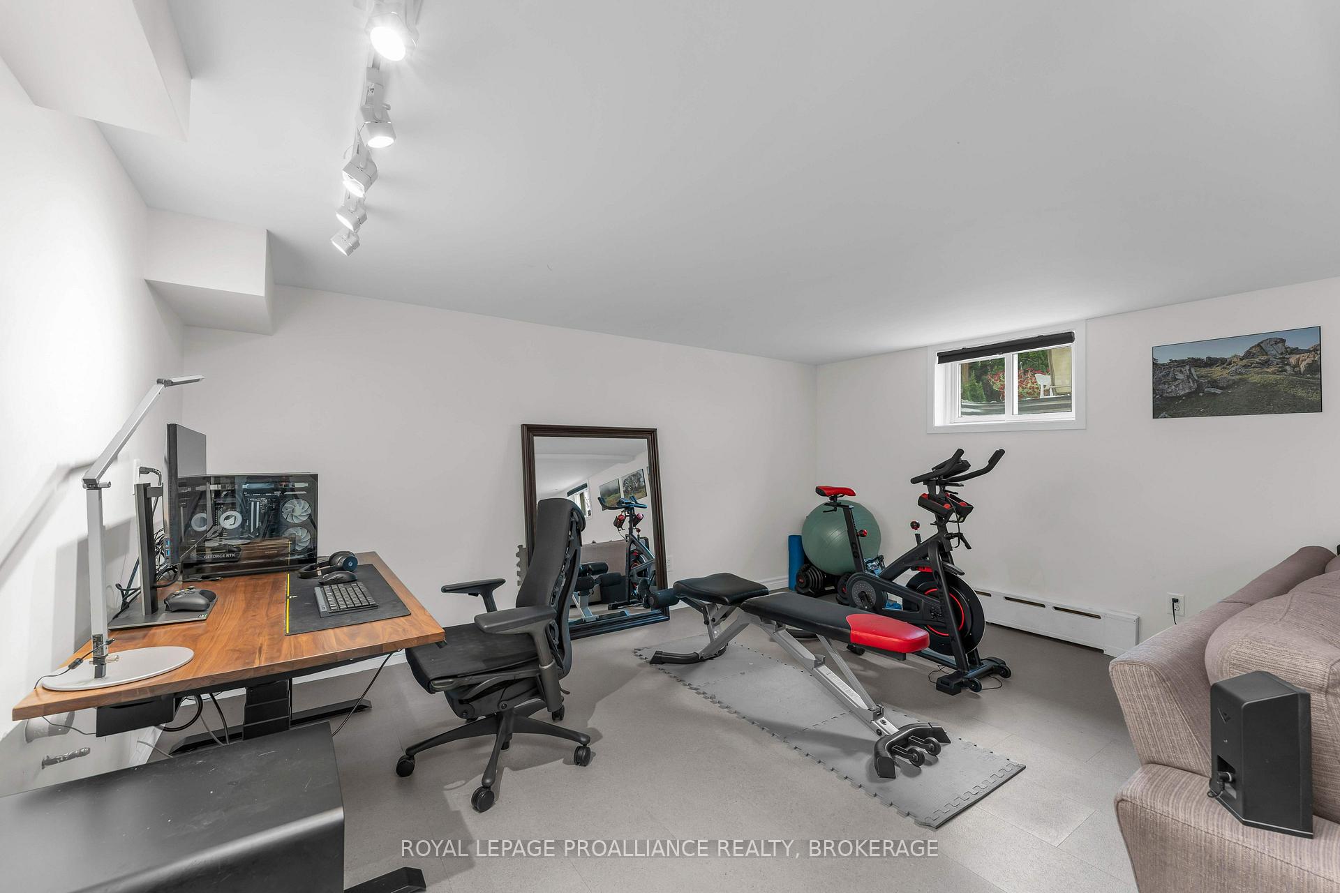 Photo 24 of 640 Brock Street, Kingston, Central City East — HOMEH
