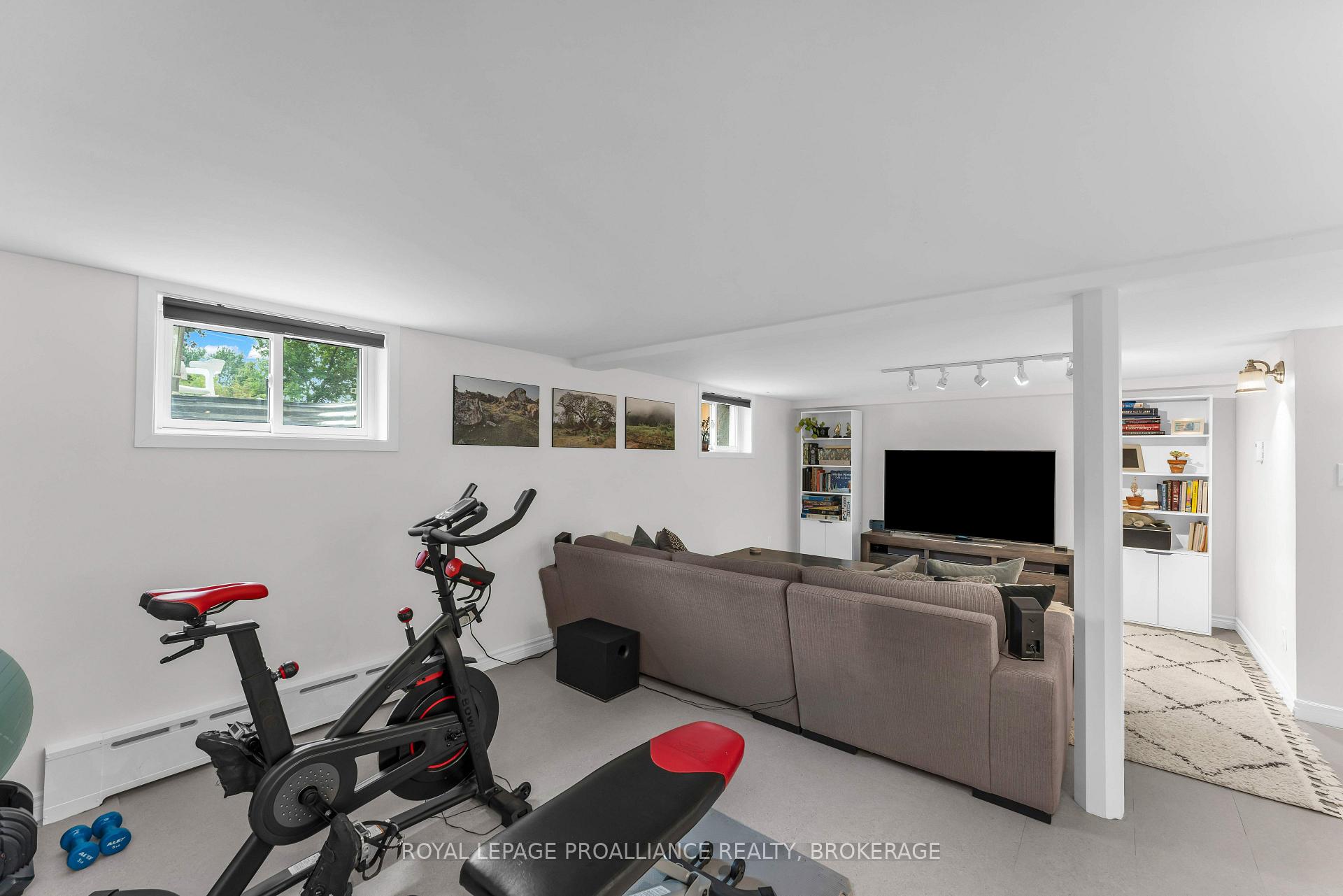 Photo 25 of 640 Brock Street, Kingston, Central City East — HOMEH