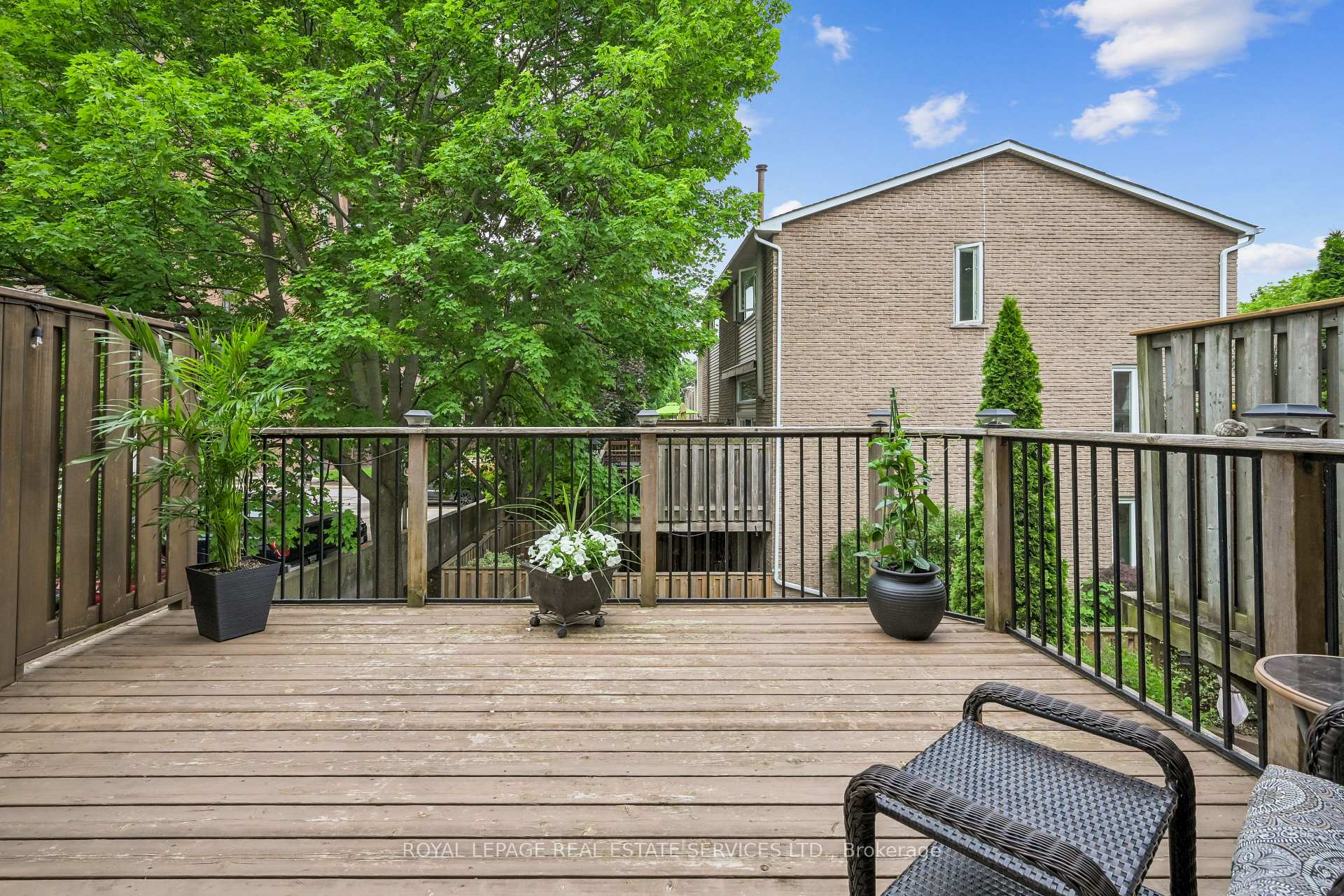 Photo 6 of 2222 Marine Drive, Oakville, Bronte — HOMEH