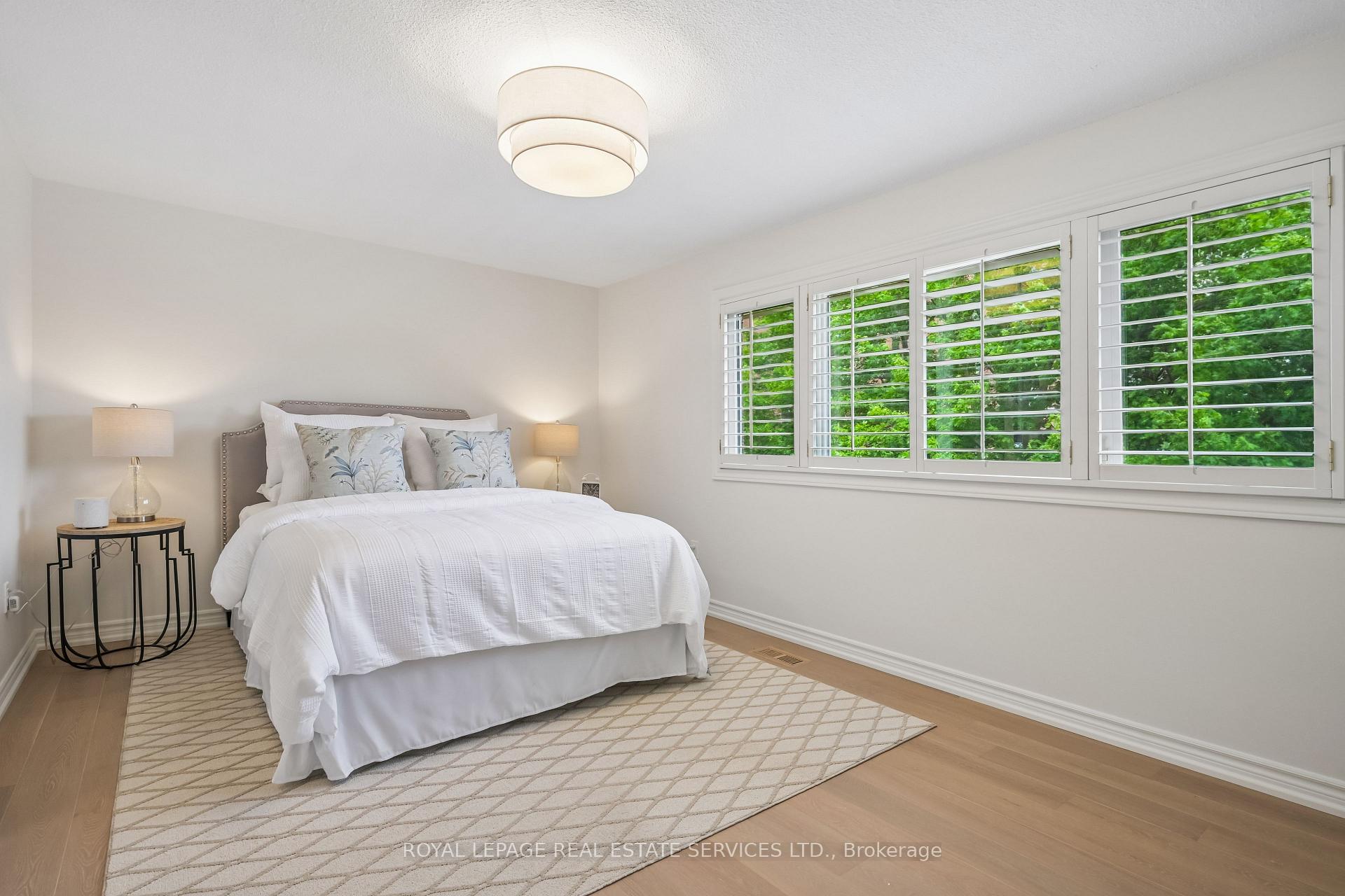 Photo 17 of 2222 Marine Drive, Oakville, Bronte — HOMEH