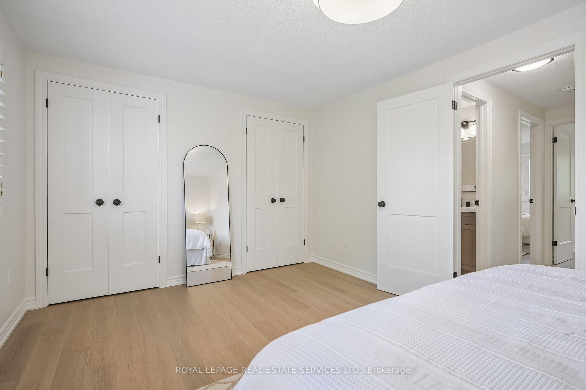 Photo 19 of 2222 Marine Drive, Oakville, Bronte — HOMEH
