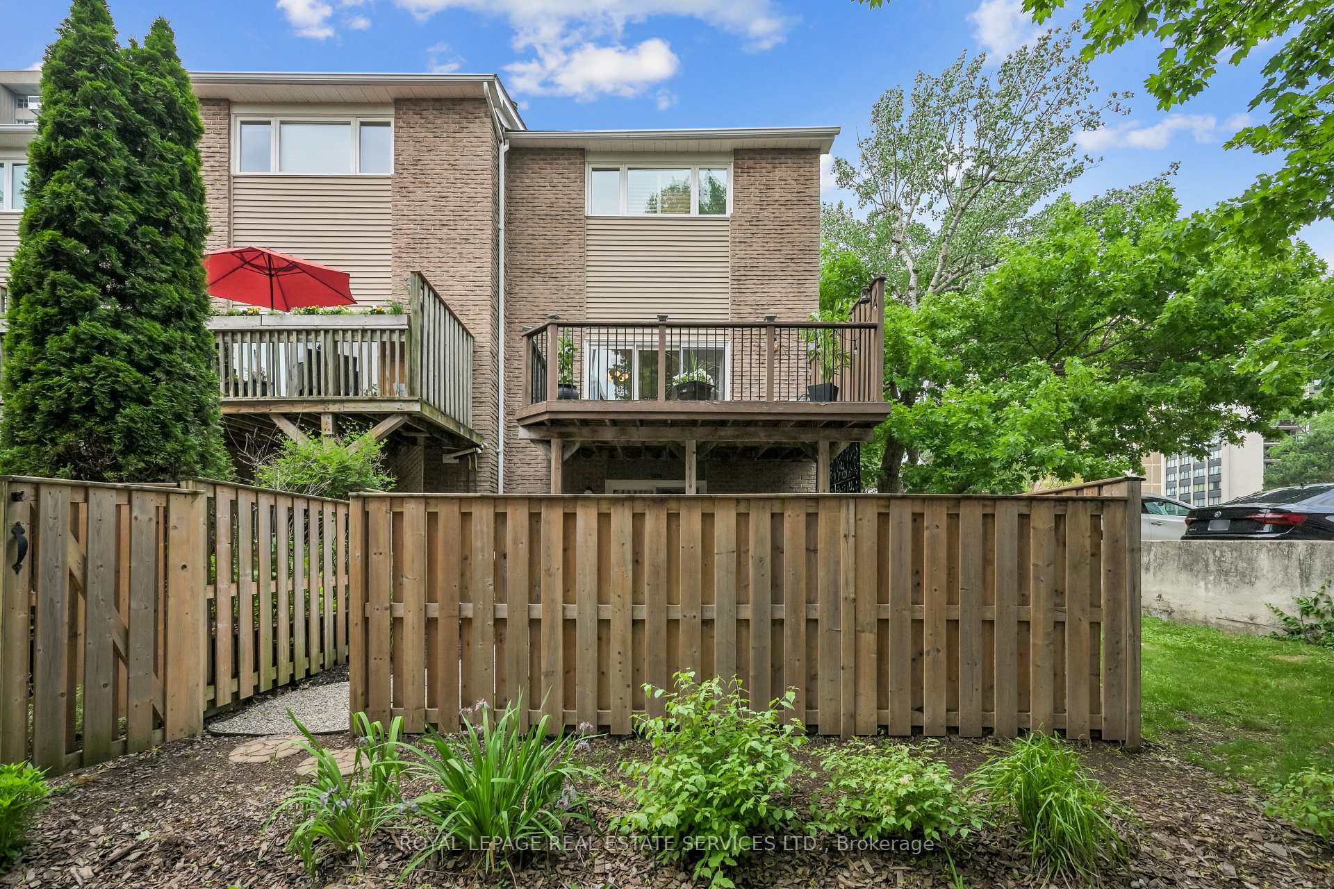 Photo 30 of 2222 Marine Drive, Oakville, Bronte — HOMEH