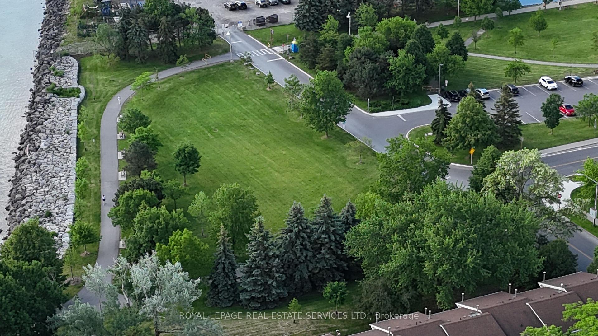Photo 36 of 2222 Marine Drive, Oakville, Bronte — HOMEH