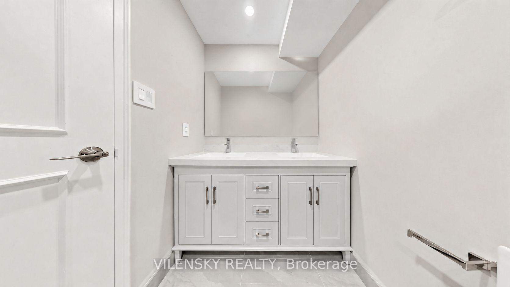 Photo 12 of Unit 506, 5 Weldrick Road W, Richmond Hill, North Richvale — HOMEH