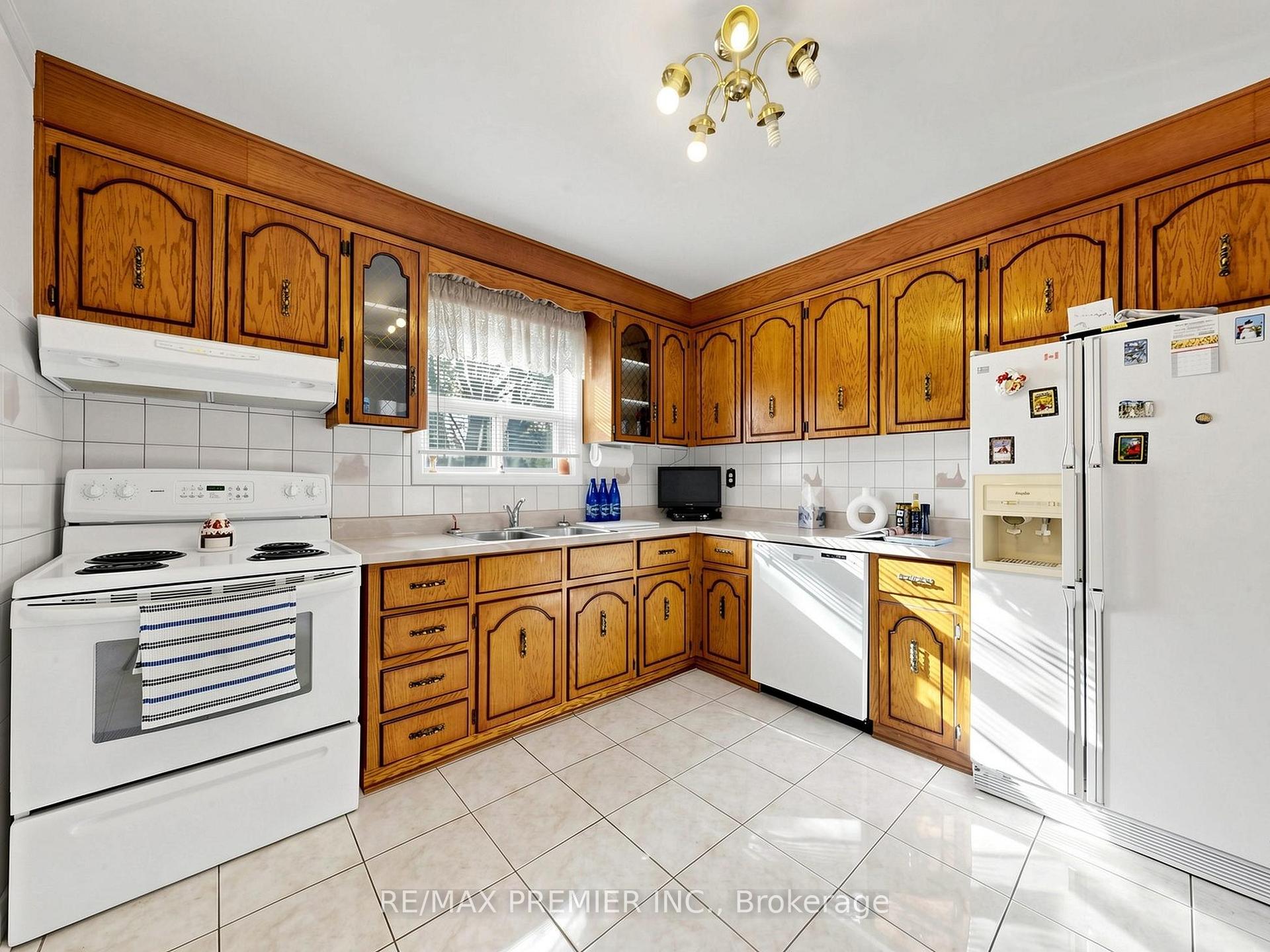 Photo 9 of 14 Shaneen Boulevard, Scarborough, Wexford-Maryvale — HOMEH