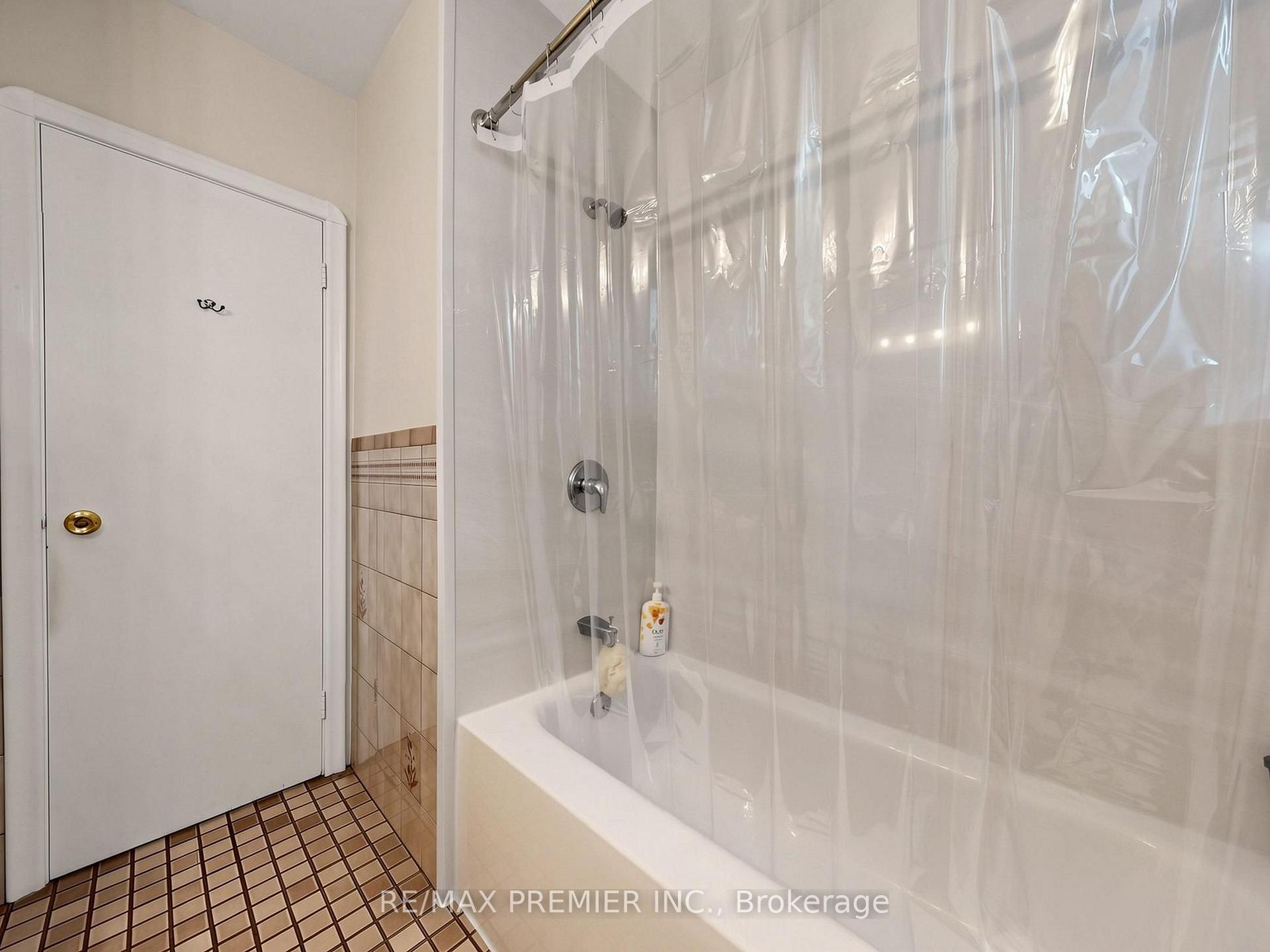 Photo 18 of 14 Shaneen Boulevard, Scarborough, Wexford-Maryvale — HOMEH