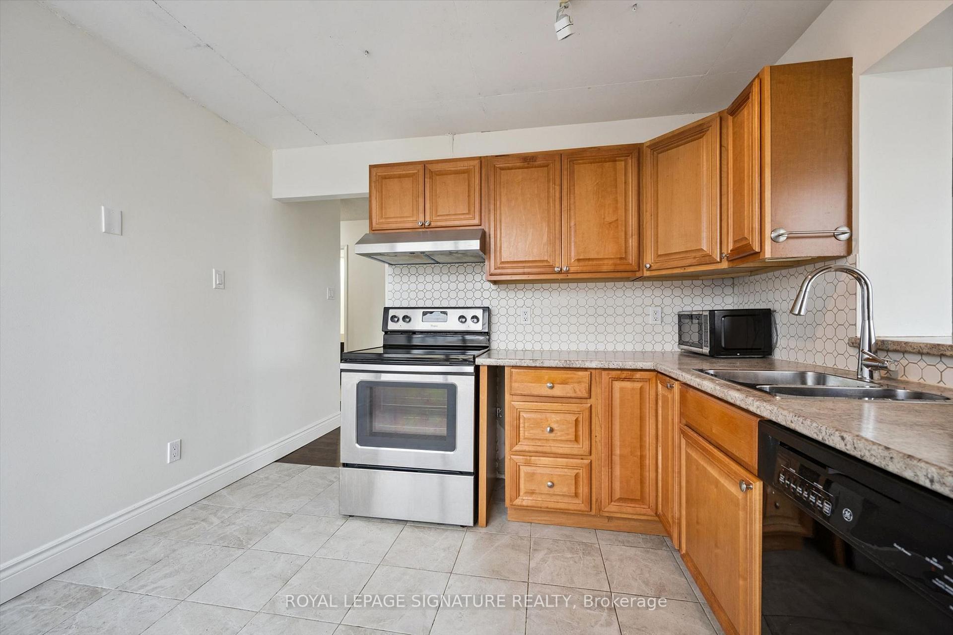 Photo 30 of Unit 401, 150 Queen Street S, Kitchener, Cedar Hill — HOMEH