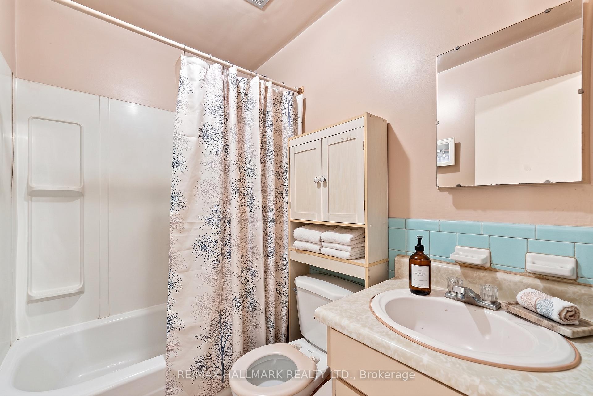 Photo 26 of 1485 Gerrard Street E, Toronto, Greenwood-Coxwell — HOMEH