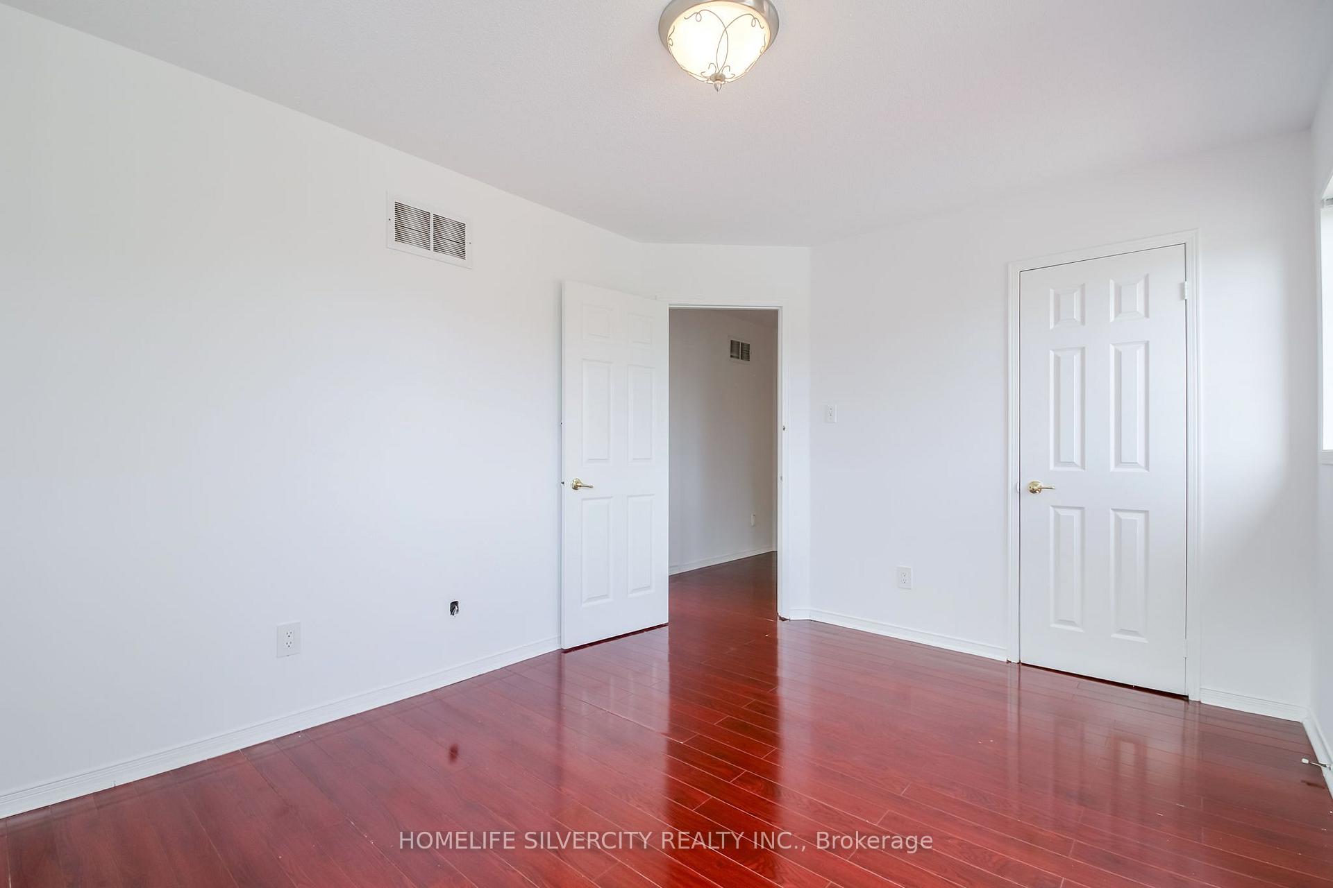 Photo 22 of 22 Meadow Glade Road, Brampton, Sandringham-Wellington — HOMEH