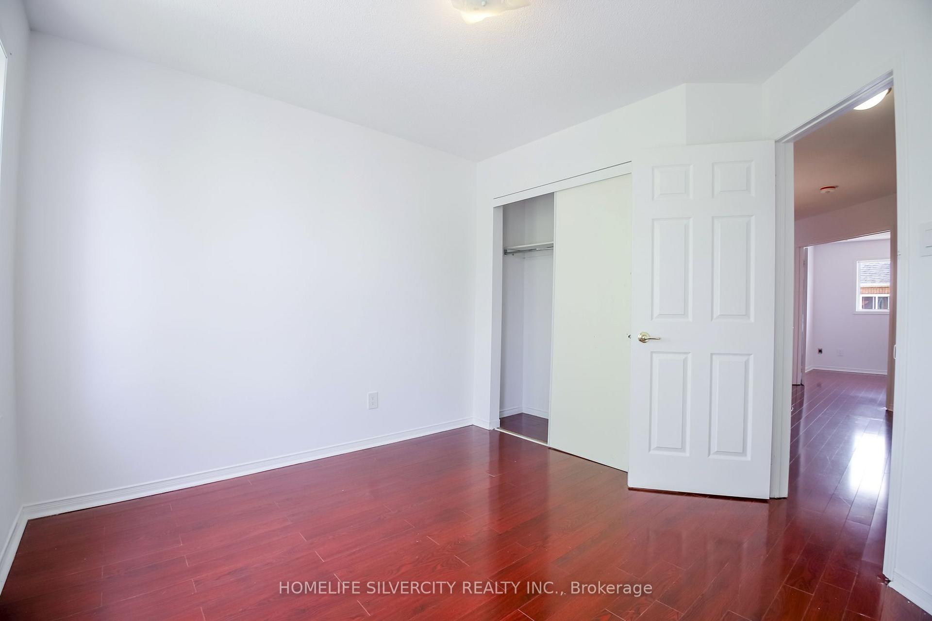 Photo 33 of 22 Meadow Glade Road, Brampton, Sandringham-Wellington — HOMEH