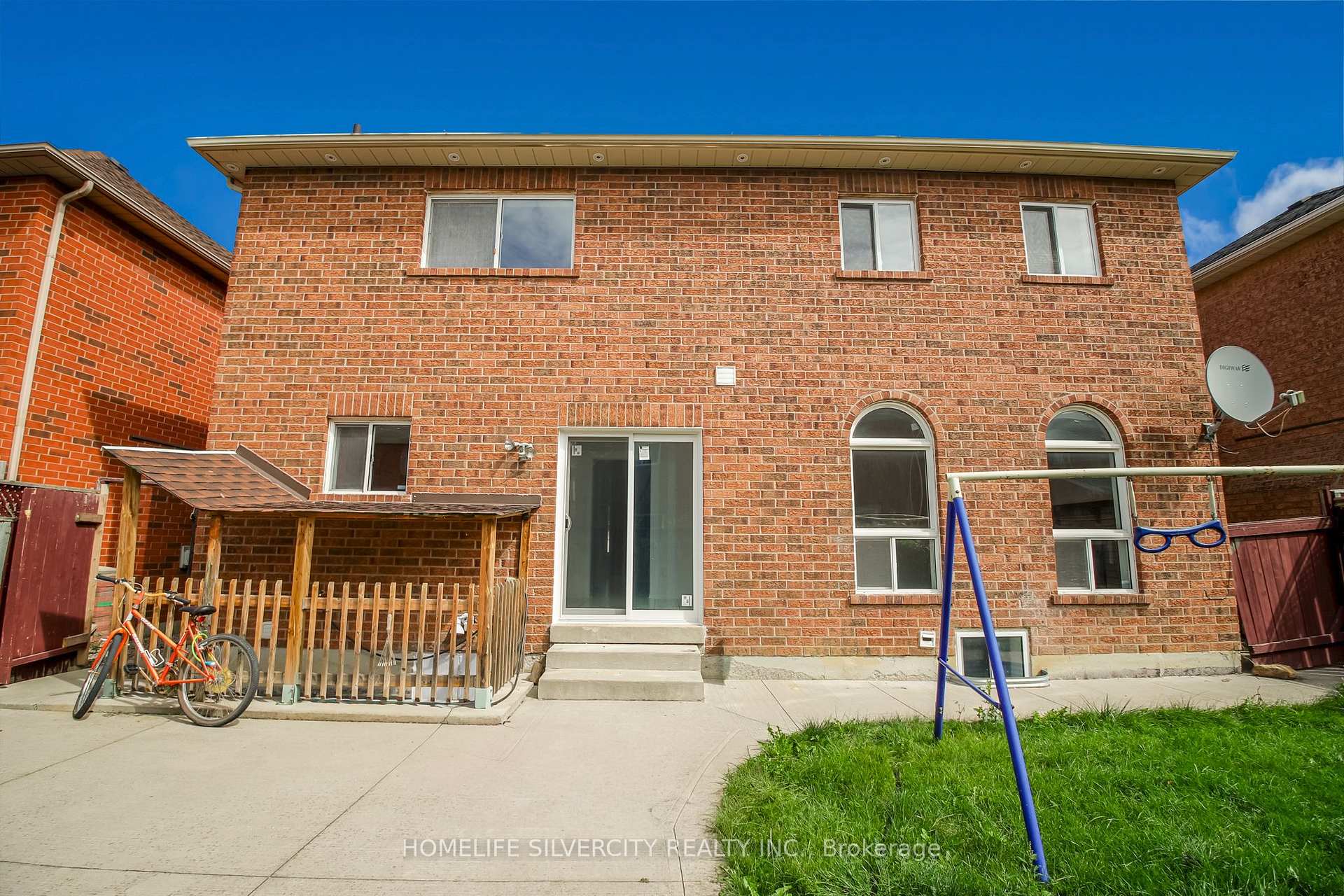 Photo 39 of 22 Meadow Glade Road, Brampton, Sandringham-Wellington — HOMEH