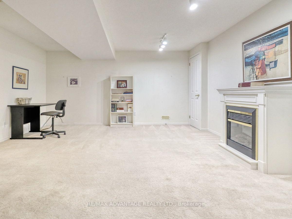 Photo 22 of Unit 6, 285 Mcgarrell Drive, London, North R — HOMEH