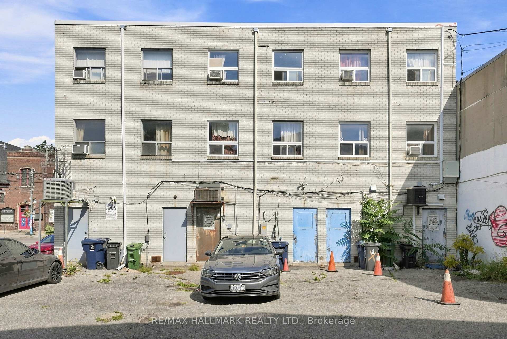 Photo 41 of 1487 Gerrard Street E, Toronto, Greenwood-Coxwell — HOMEH