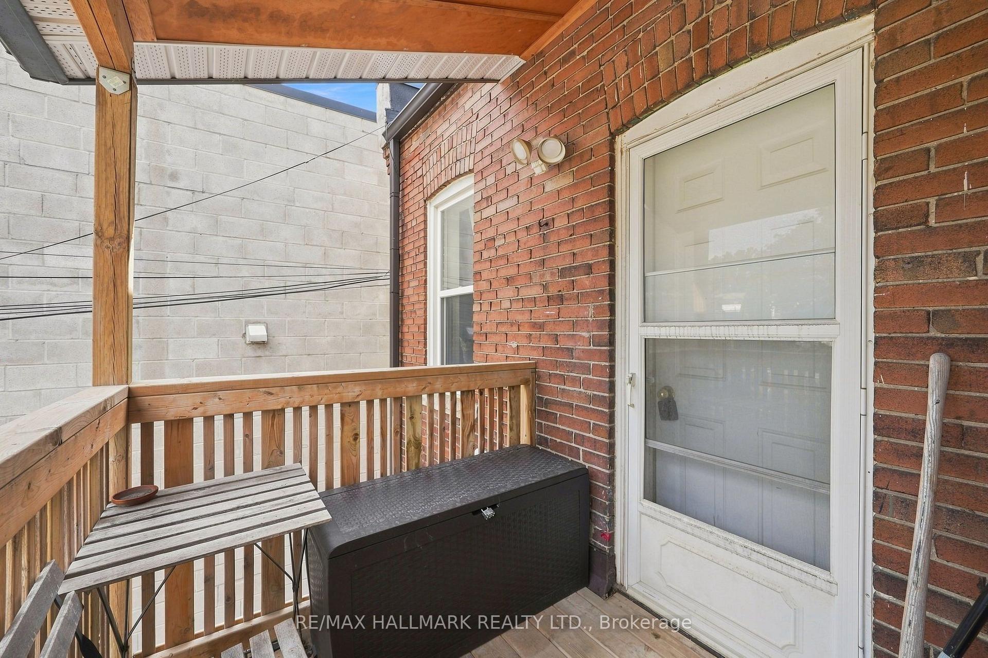 Photo 47 of 1568 Queen Street E, Toronto, Greenwood-Coxwell — HOMEH