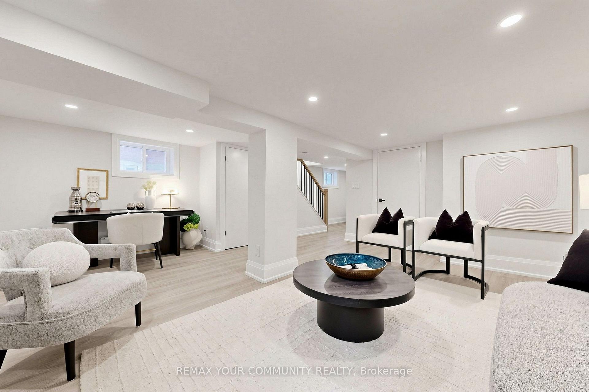 Photo 15 of 351 Fairlawn Avenue, Toronto, Bedford Park-Nortown — HOMEH