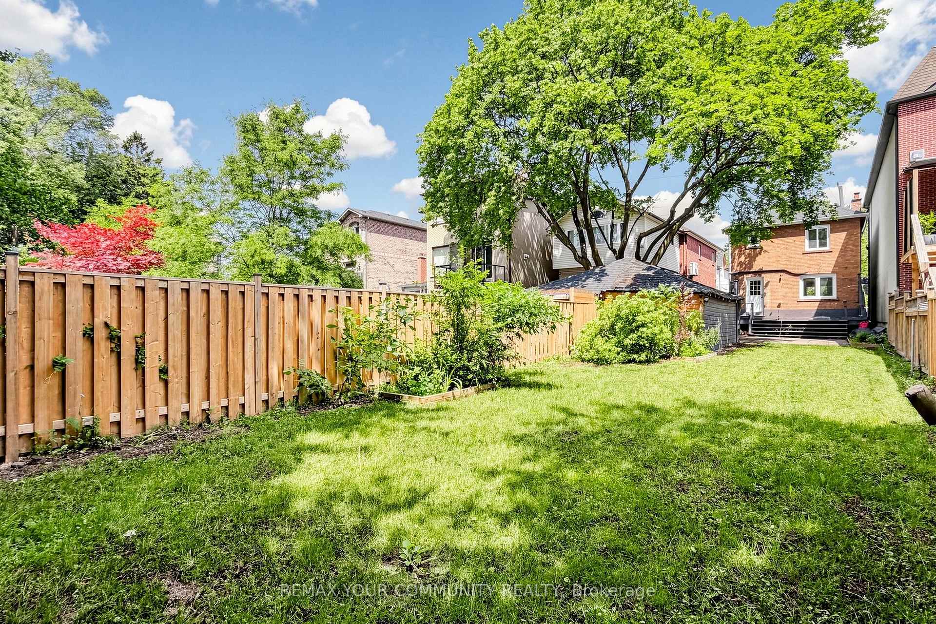 Photo 19 of 351 Fairlawn Avenue, Toronto, Bedford Park-Nortown — HOMEH