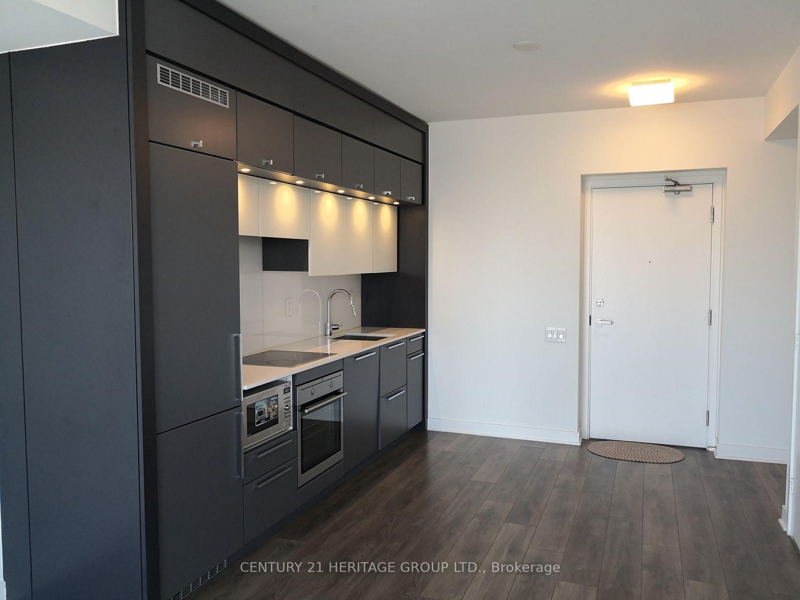 Photo 3 of Unit 3907, 15 Grenville Street, Toronto, Bay Street Corridor — HOMEH