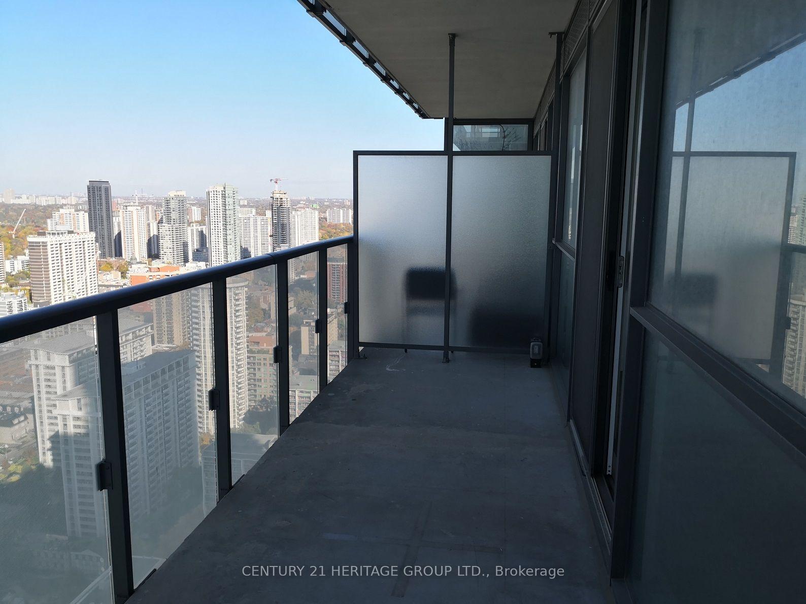 Photo 9 of Unit 3907, 15 Grenville Street, Toronto, Bay Street Corridor — HOMEH