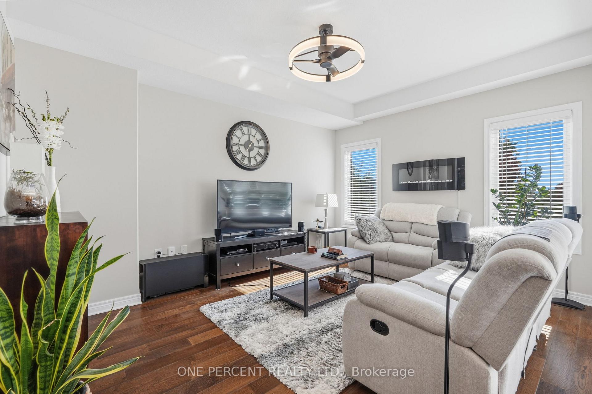 Photo 6 of 71 Laurent Avenue, Welland, Lincoln/Crowland — HOMEH