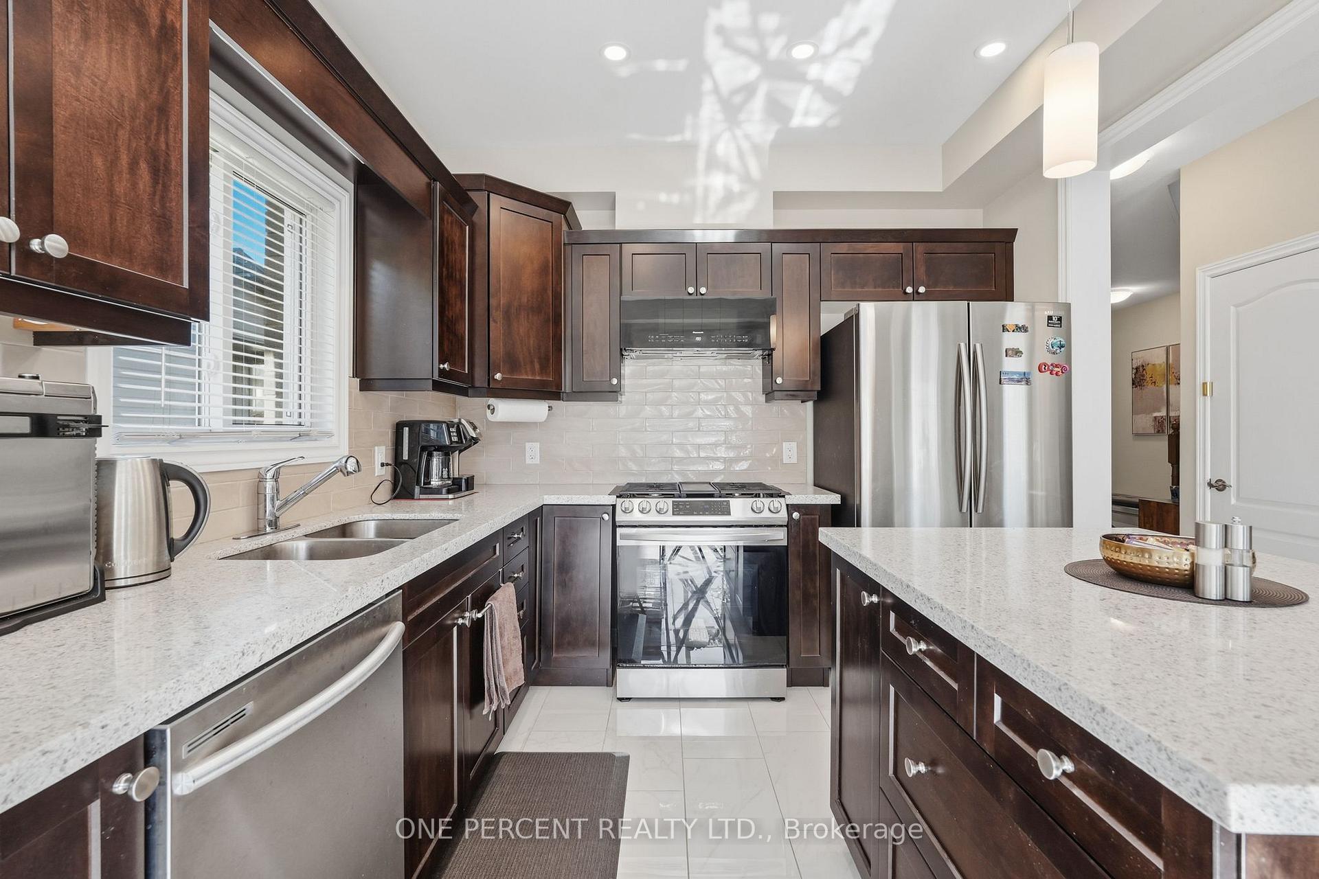 Photo 12 of 71 Laurent Avenue, Welland, Lincoln/Crowland — HOMEH