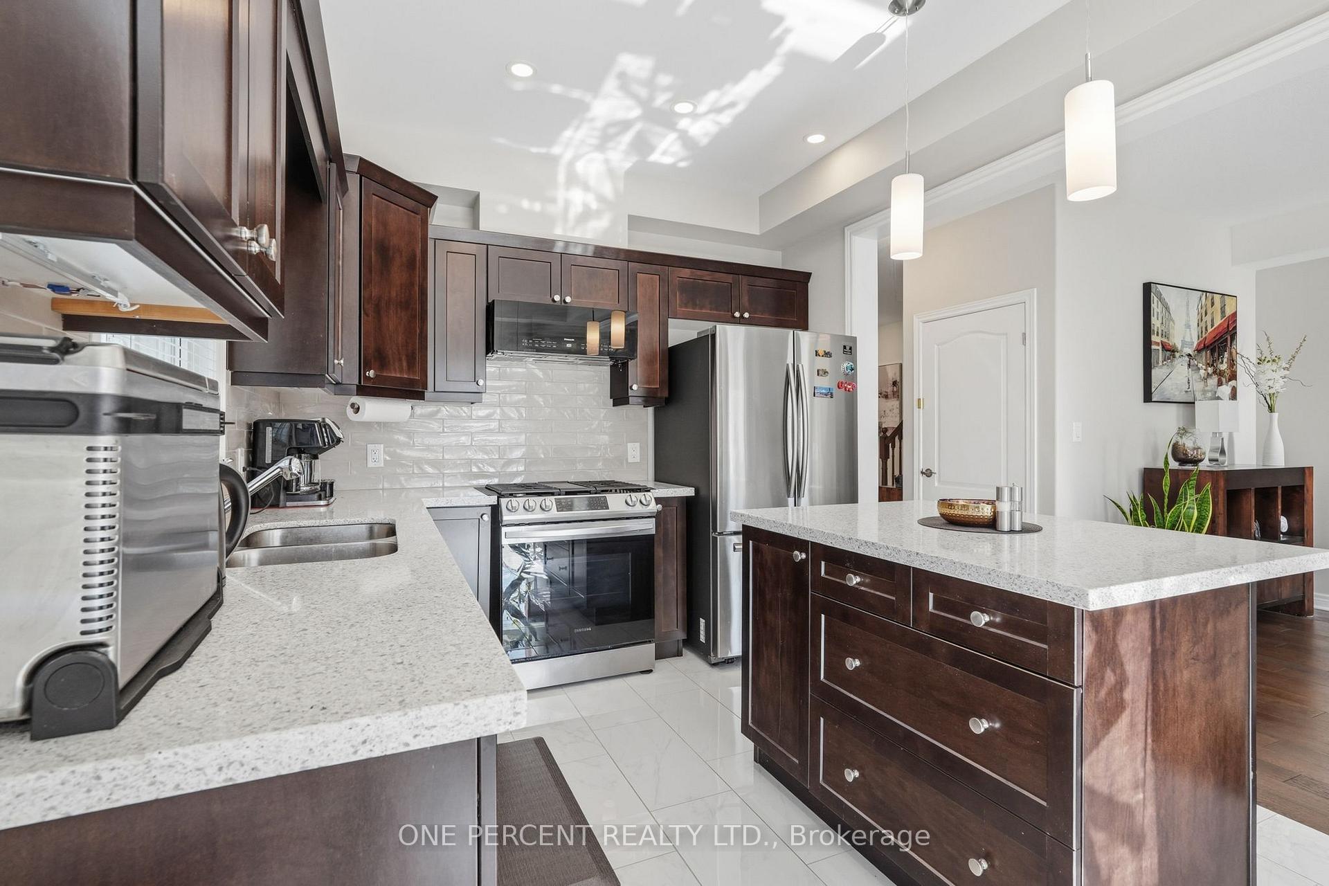Photo 13 of 71 Laurent Avenue, Welland, Lincoln/Crowland — HOMEH