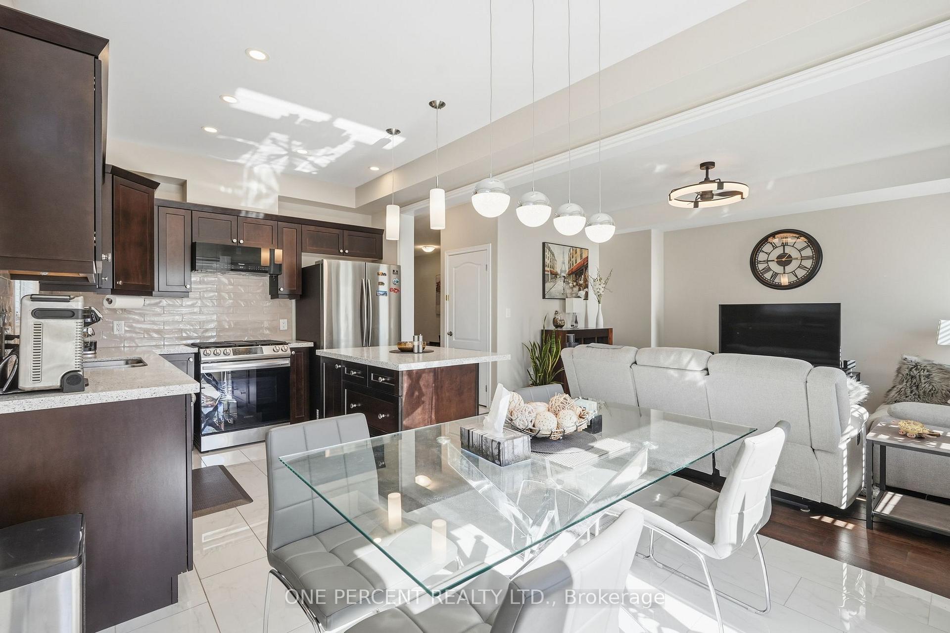 Photo 16 of 71 Laurent Avenue, Welland, Lincoln/Crowland — HOMEH
