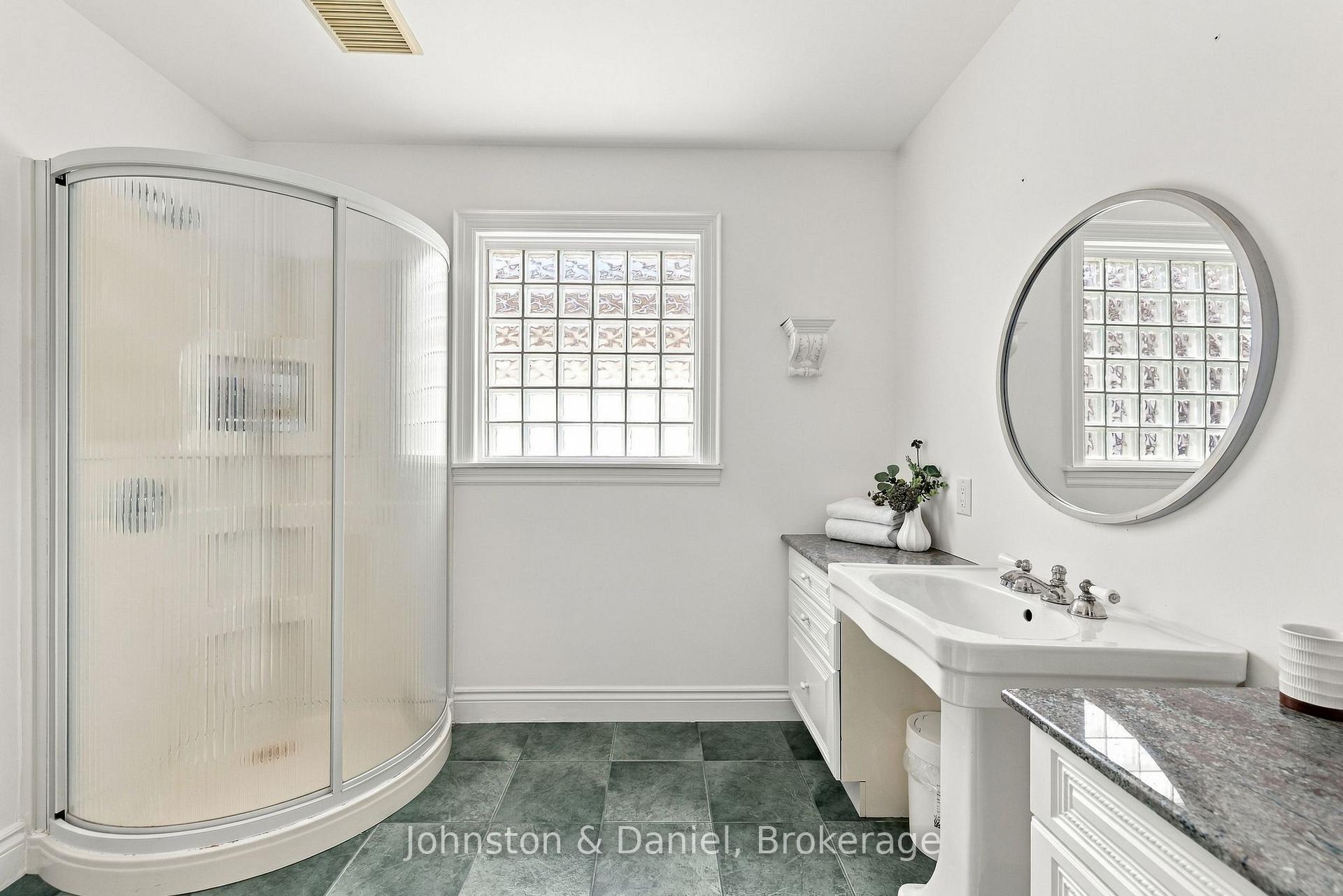 Photo 22 of 238 Rose Park Drive, Toronto, Rosedale-Moore Park — HOMEH
