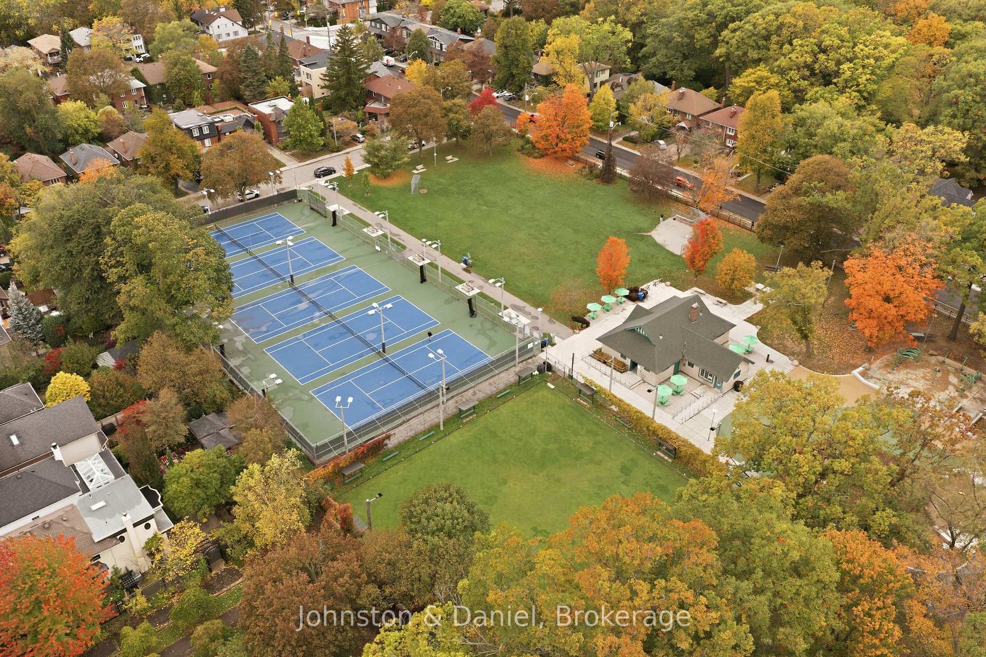 Photo 31 of 238 Rose Park Drive, Toronto, Rosedale-Moore Park — HOMEH
