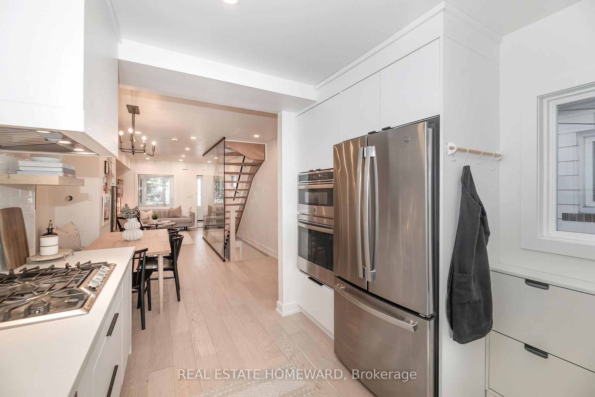 Photo 11 of 115 Wildwood Crescent, Toronto, Woodbine Corridor — HOMEH