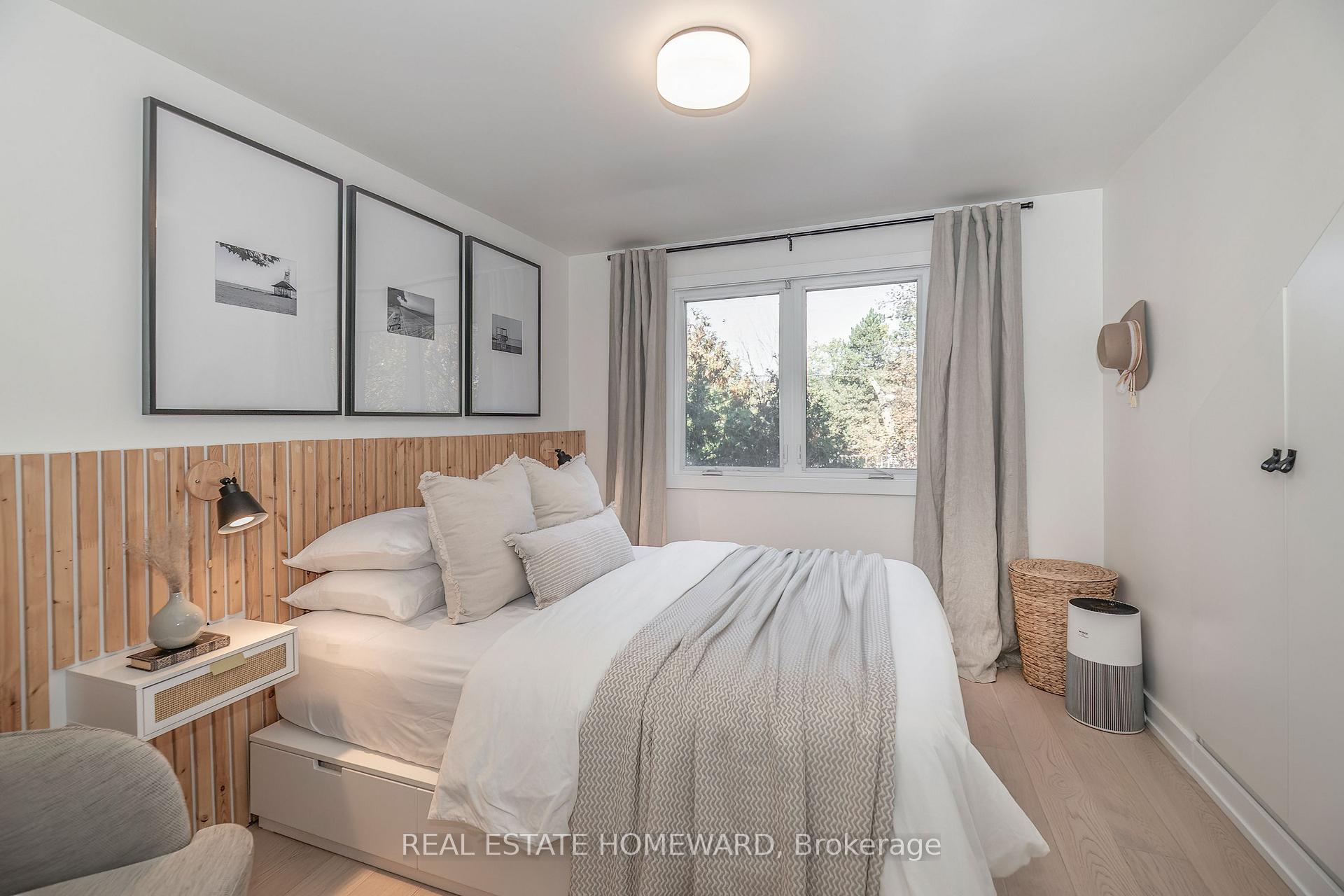 Photo 12 of 115 Wildwood Crescent, Toronto, Woodbine Corridor — HOMEH