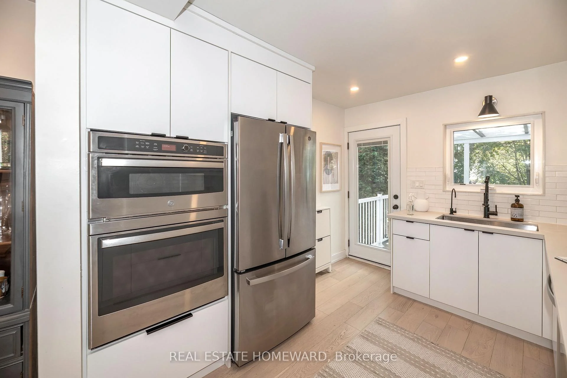 Photo 13 of 115 Wildwood Crescent, Toronto, Woodbine Corridor — HOMEH