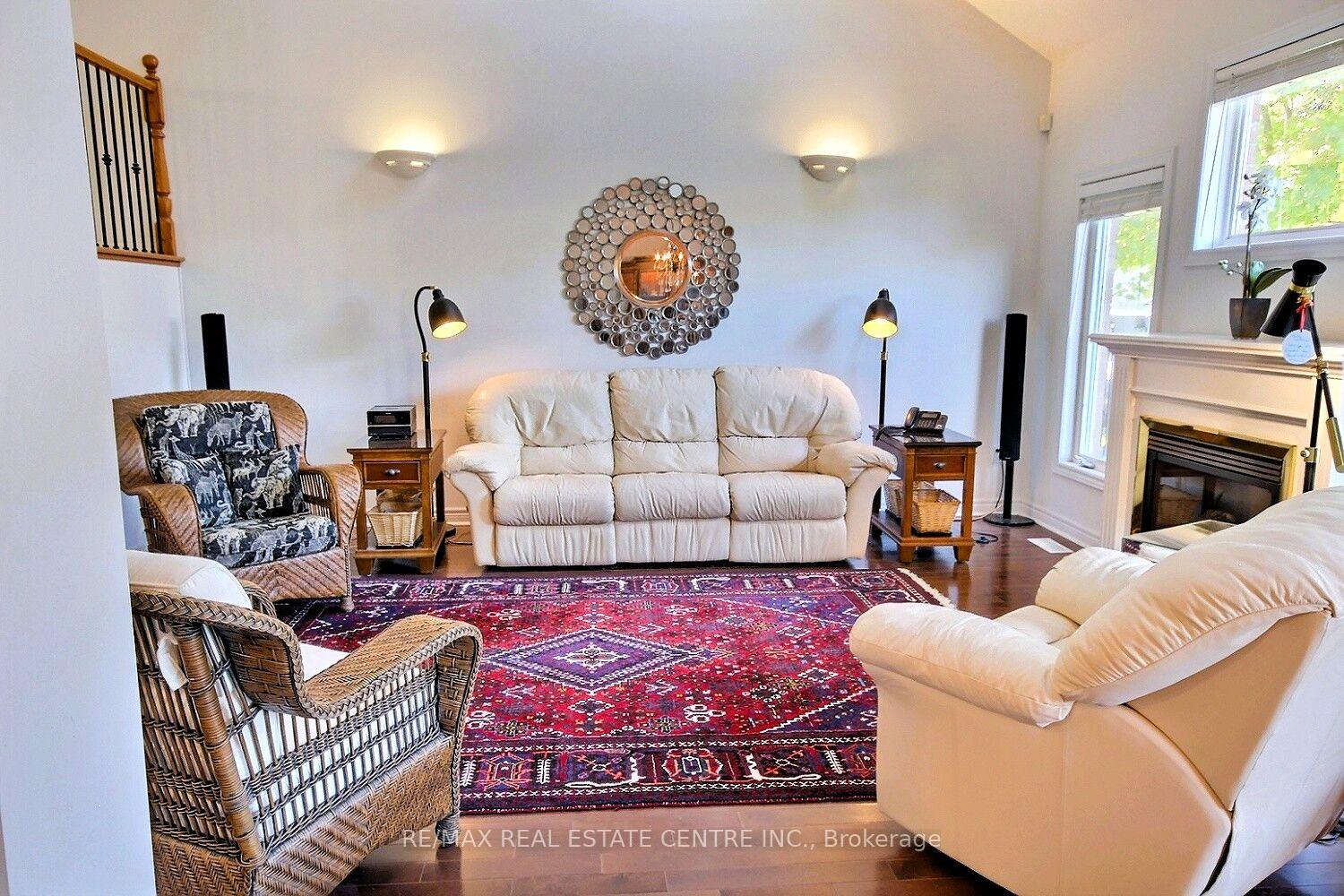 Photo 8 of 755 Willow Road, Guelph, Willow West/Sugarbush/West Acres — HOMEH