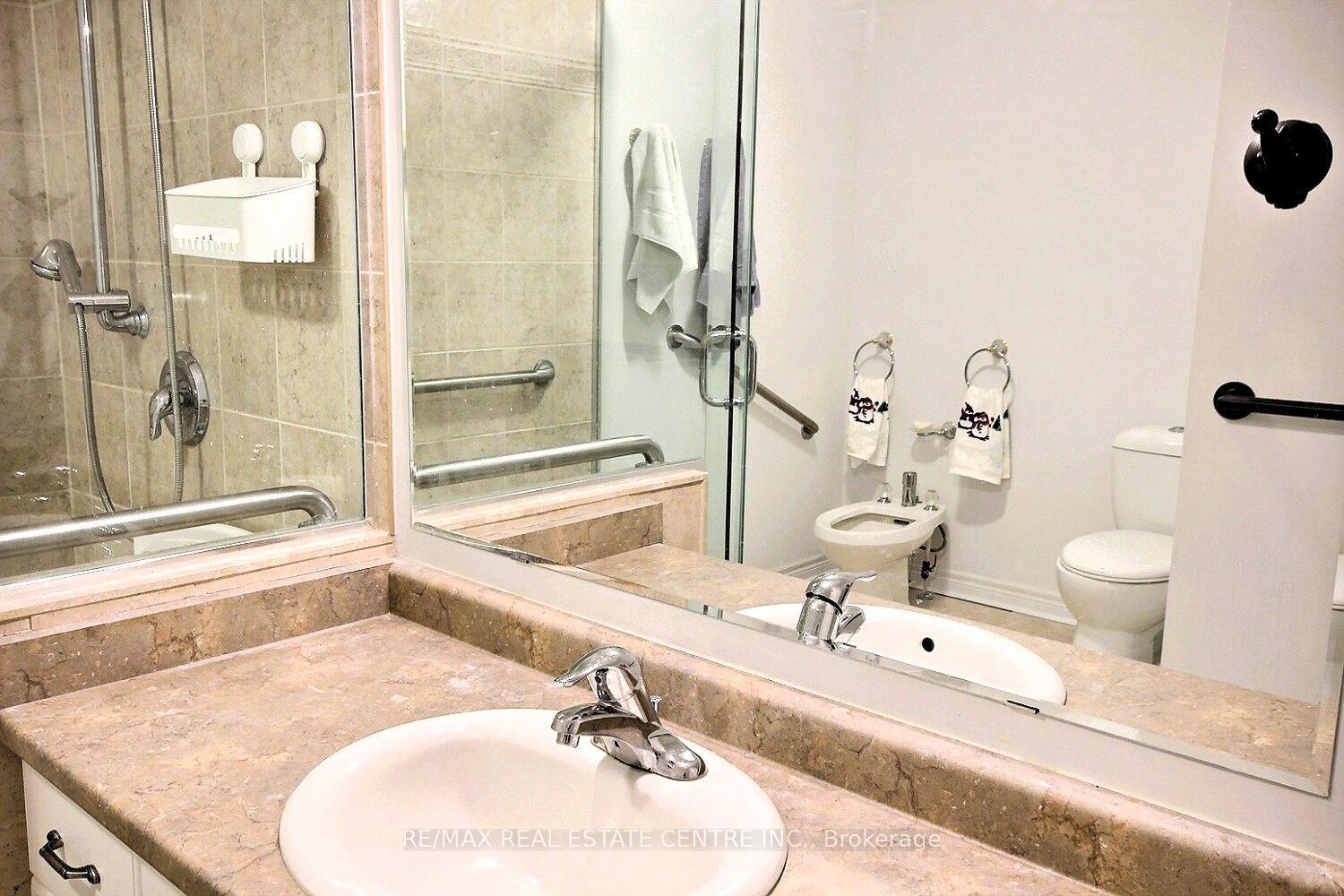 Photo 14 of 755 Willow Road, Guelph, Willow West/Sugarbush/West Acres — HOMEH